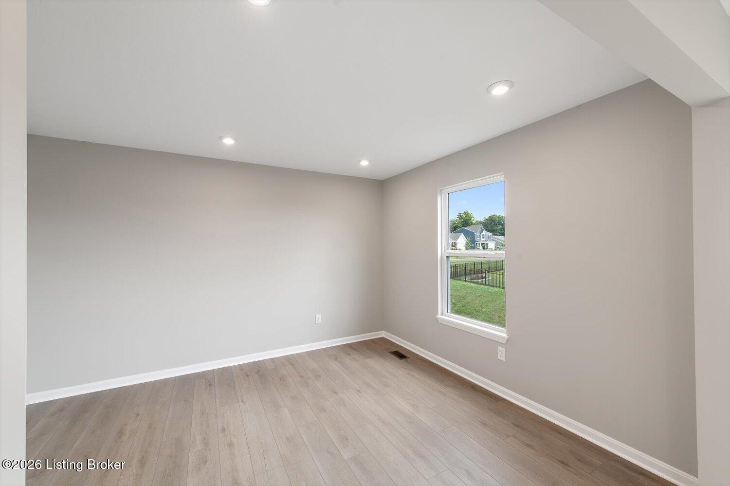 118 Misty Green Ct Property Photo 12