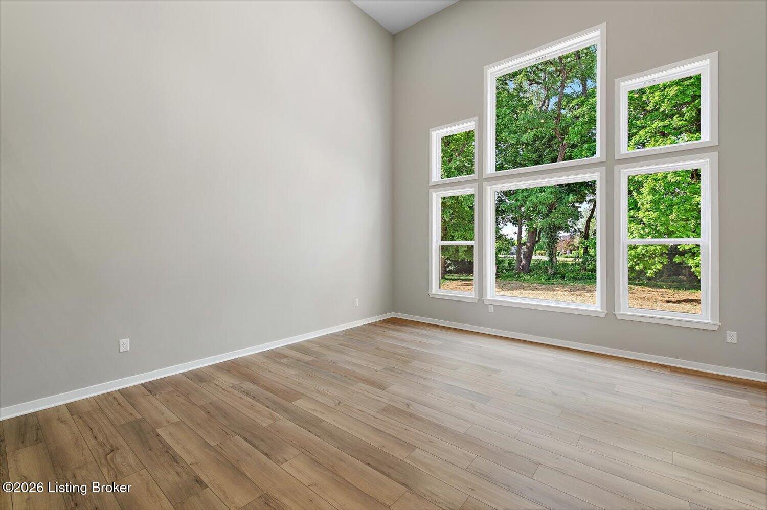 10537 Vista View Dr Property Photo 6