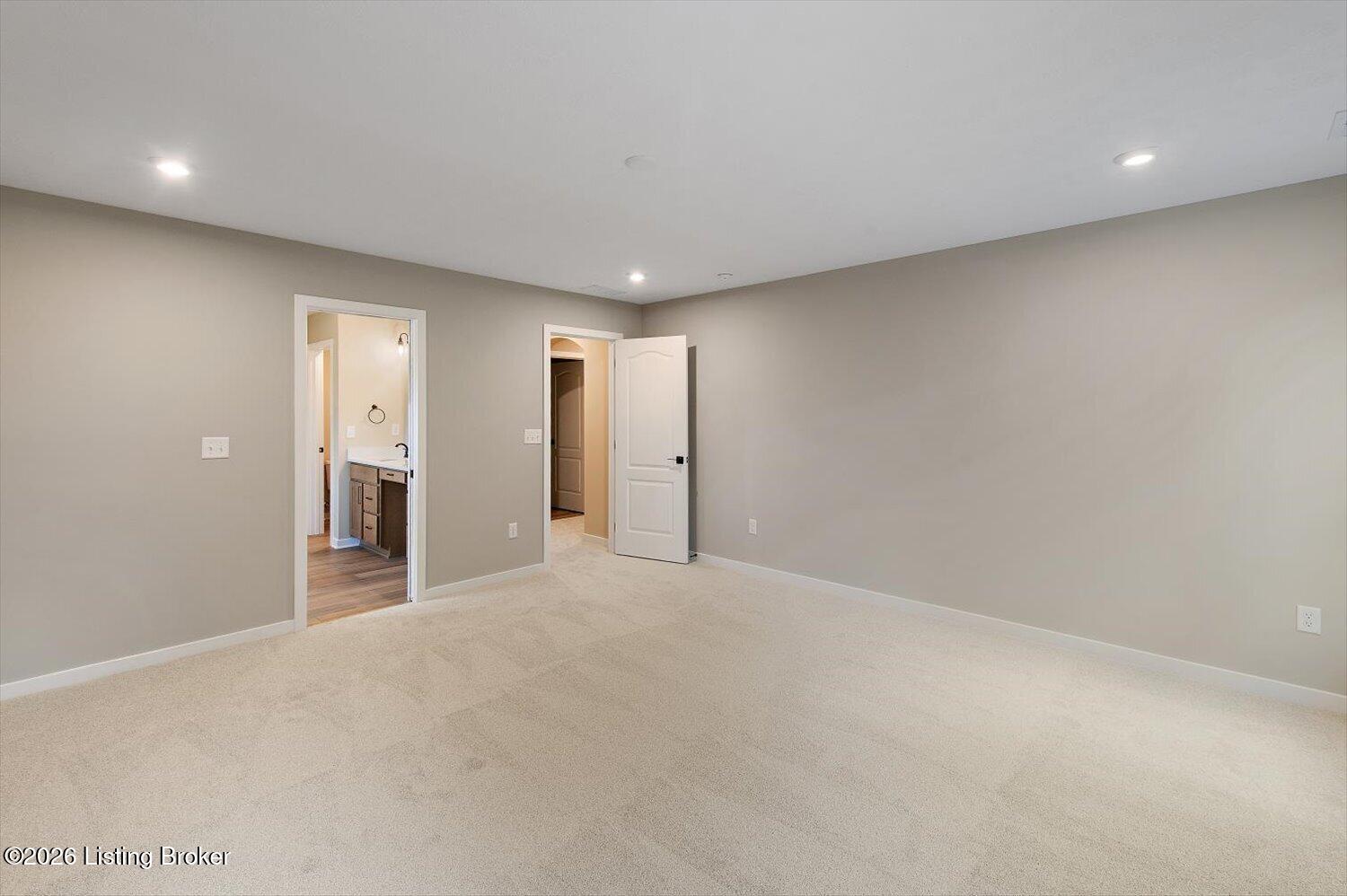 10537 Vista View Dr Property Photo 16