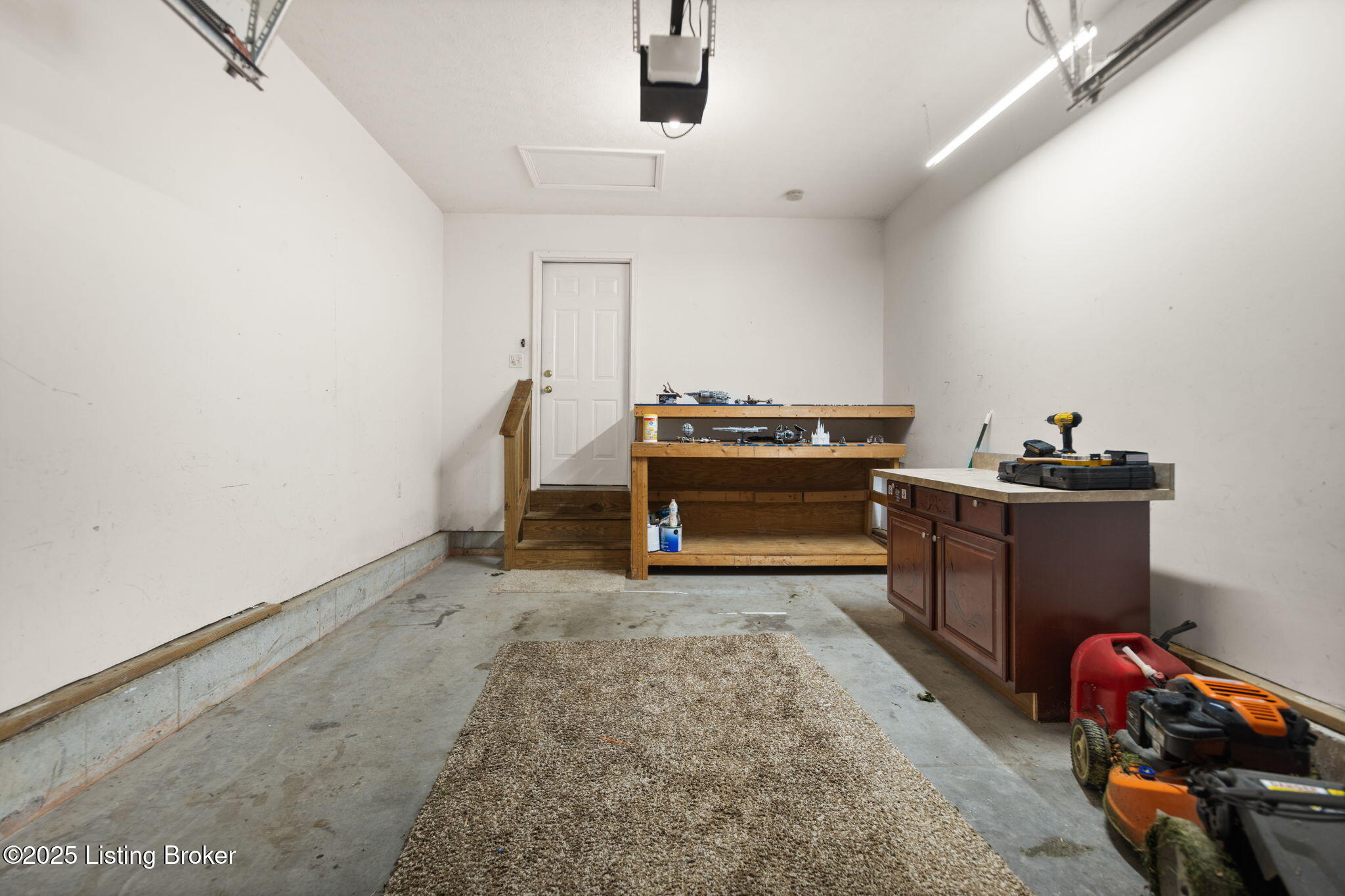 226 7th Ave Property Photo 37