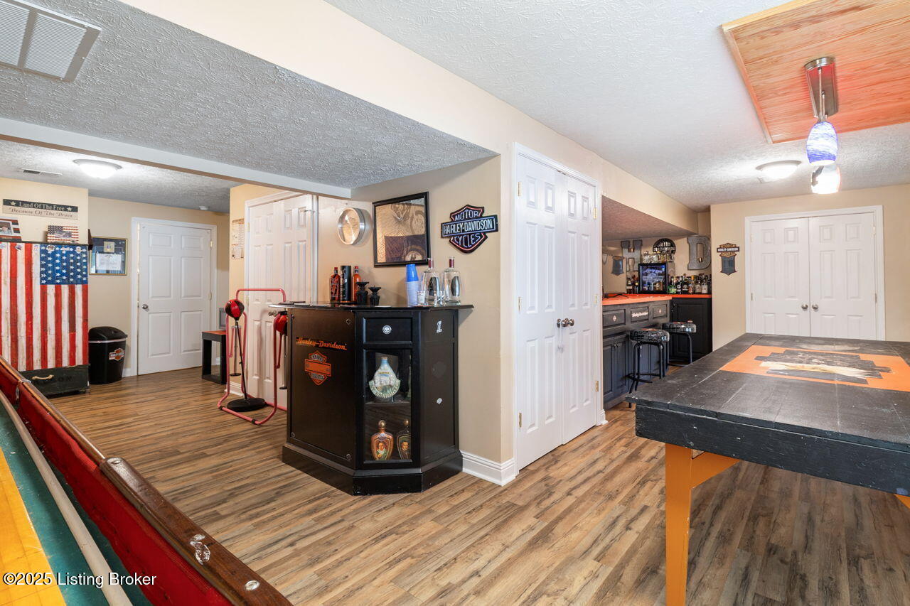 100 Benelli Dr Property Photo 22