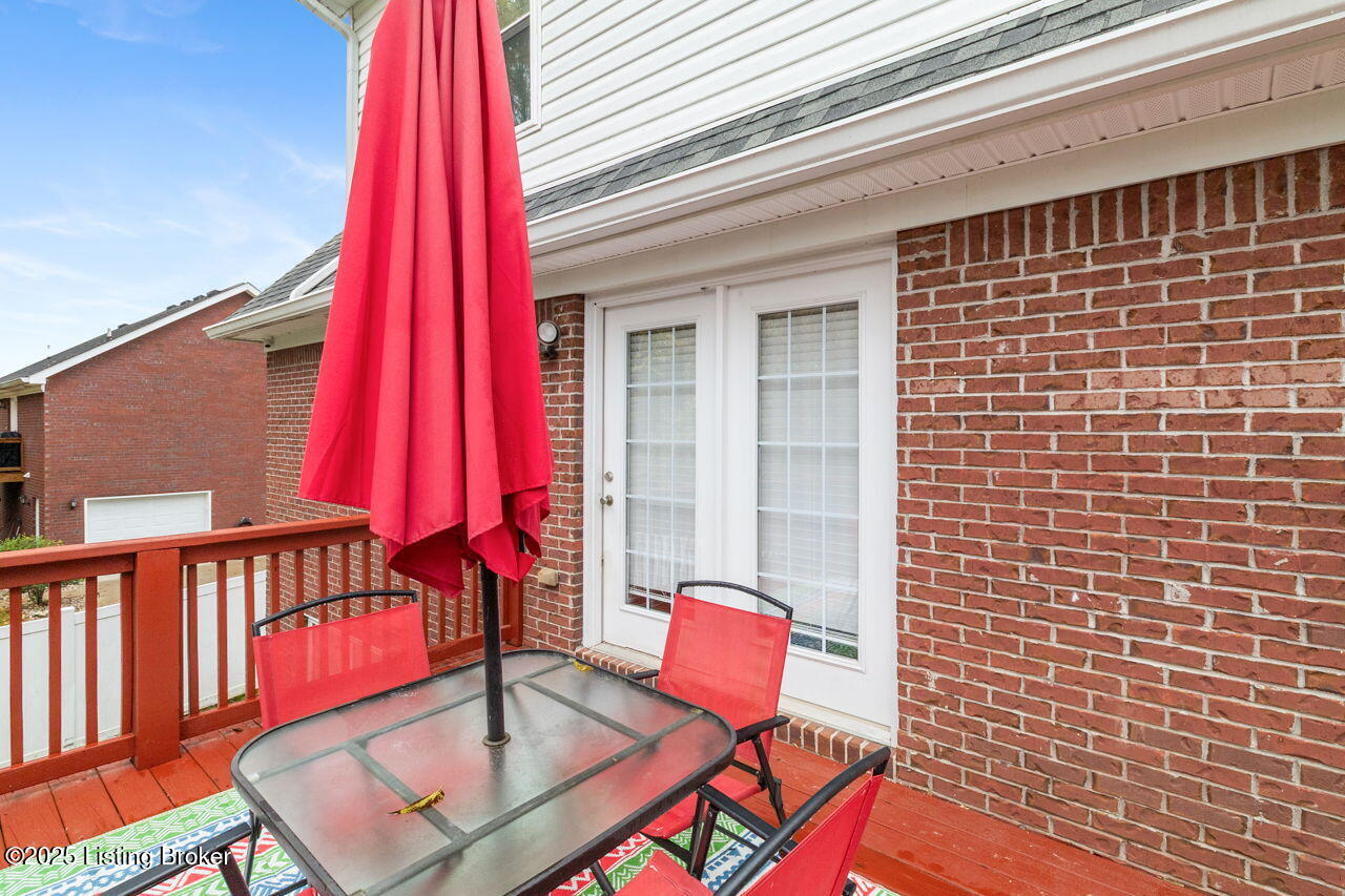 100 Benelli Dr Property Photo 26