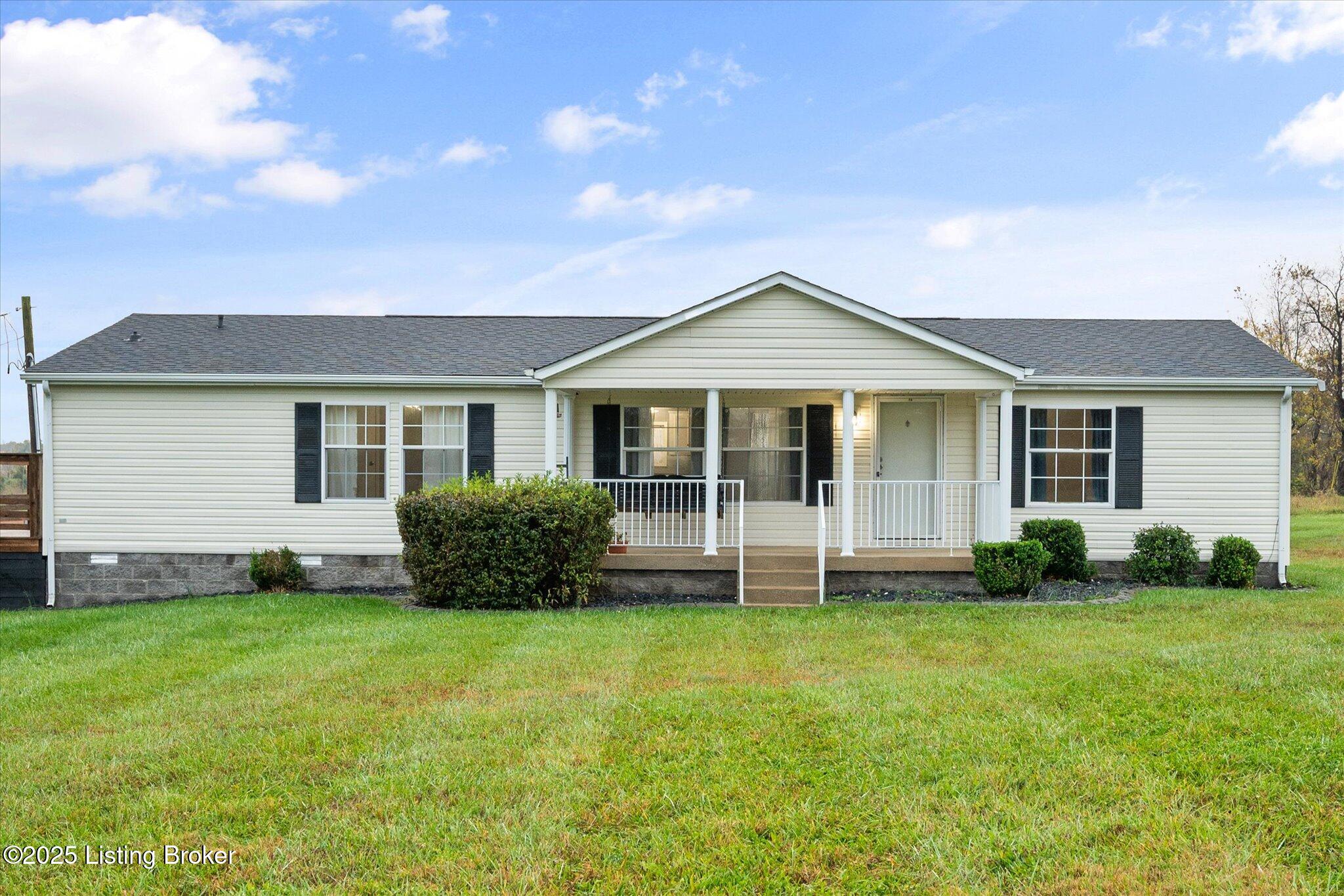 4472 Woodland Rd Property Photo 1
