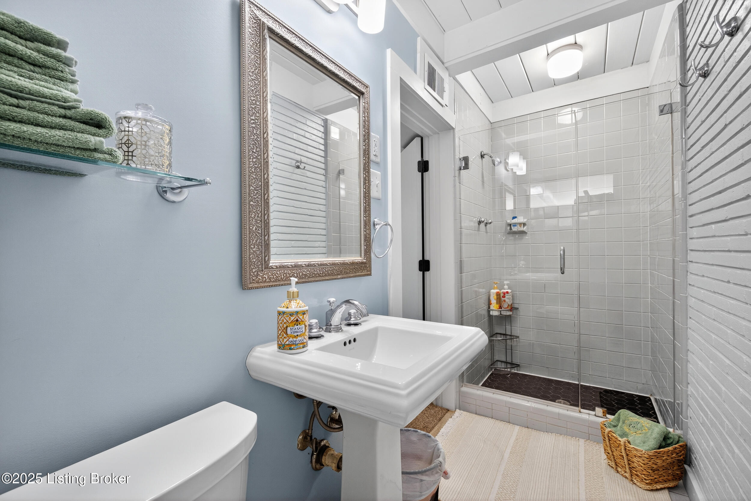 105 Dorsey Way Property Photo 10