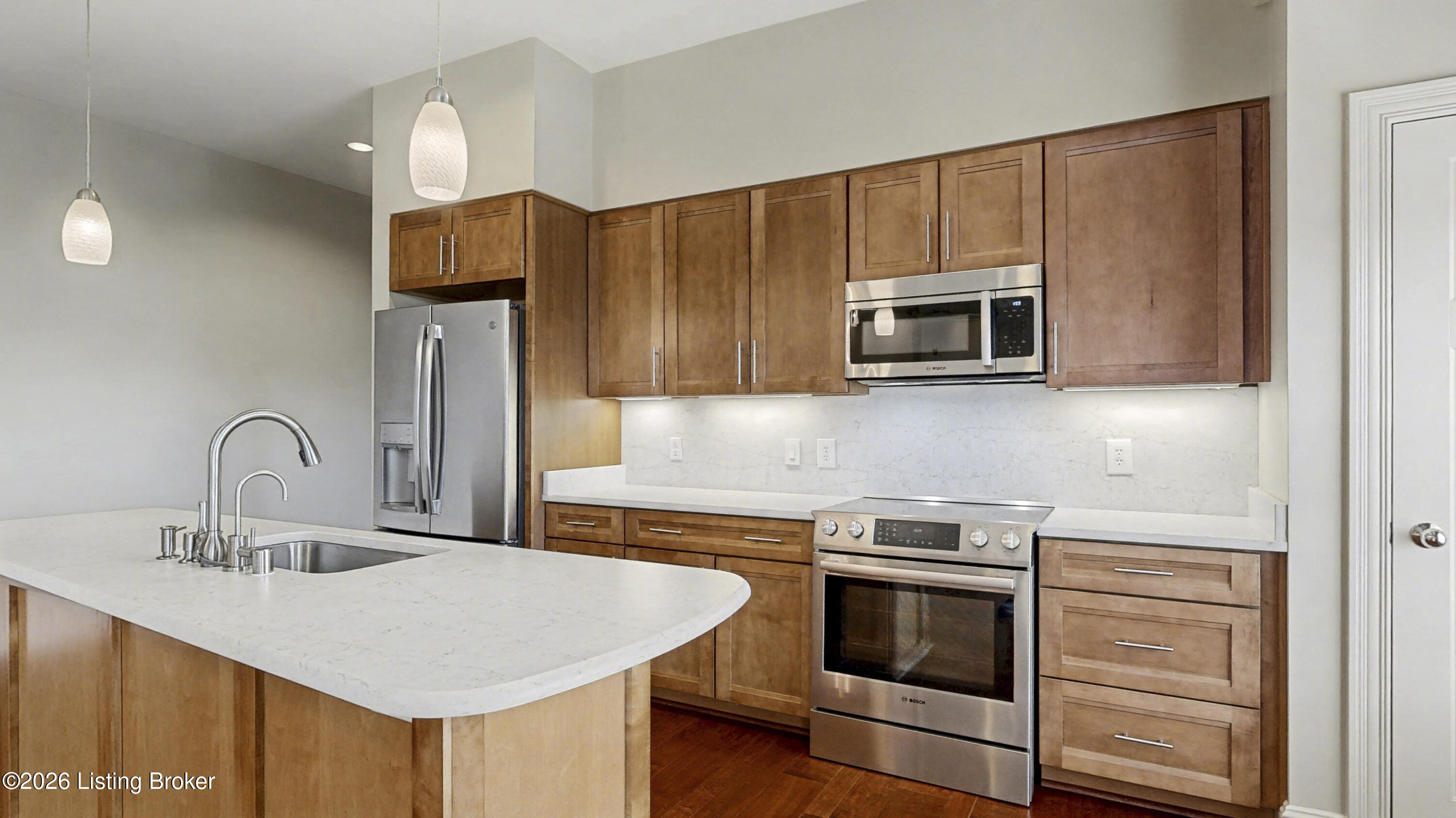 1409 Mockingbird Terrace Dr Unit 104 Property Photo 8