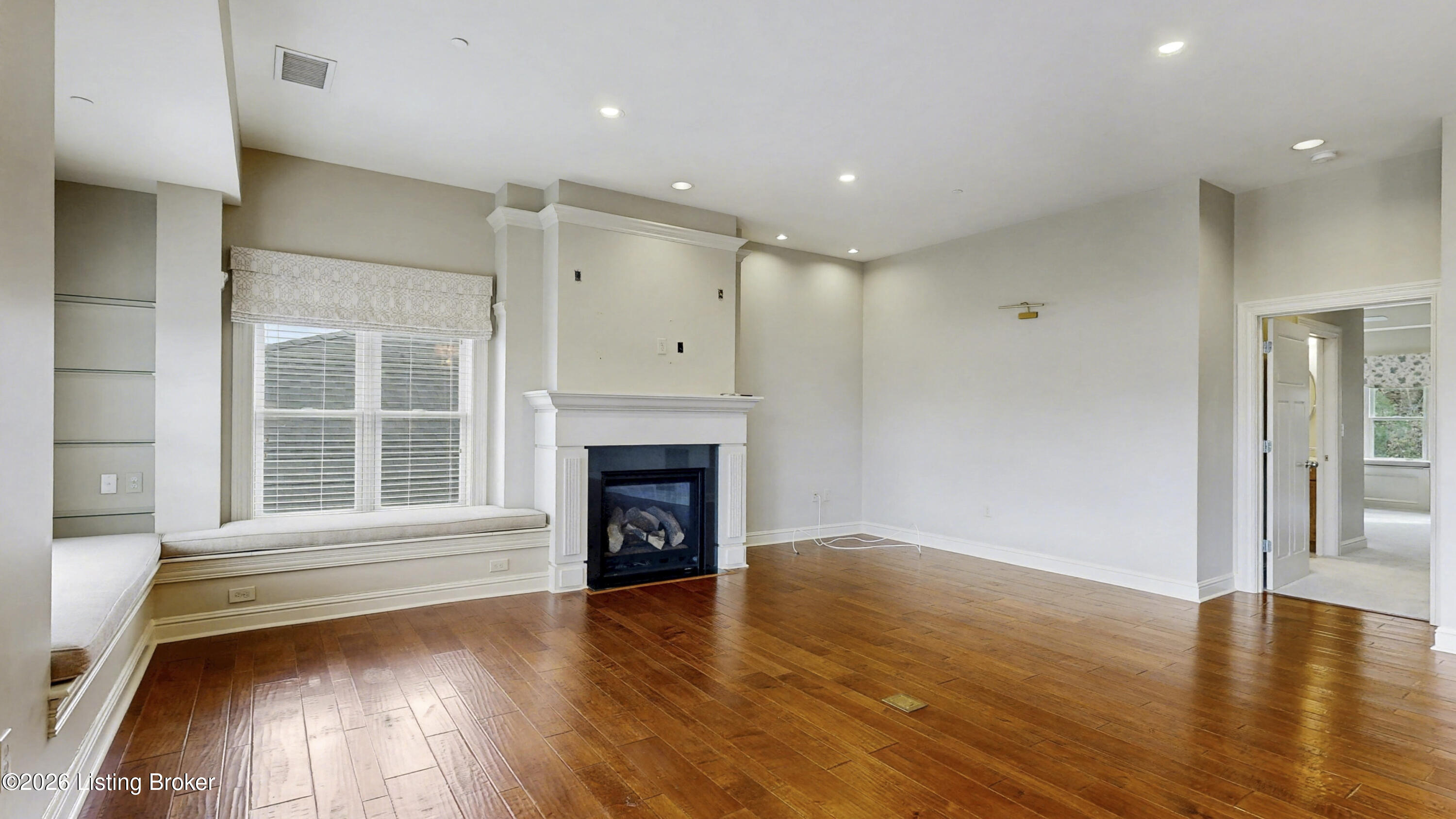 1409 Mockingbird Terrace Dr Unit 104 Property Photo 17