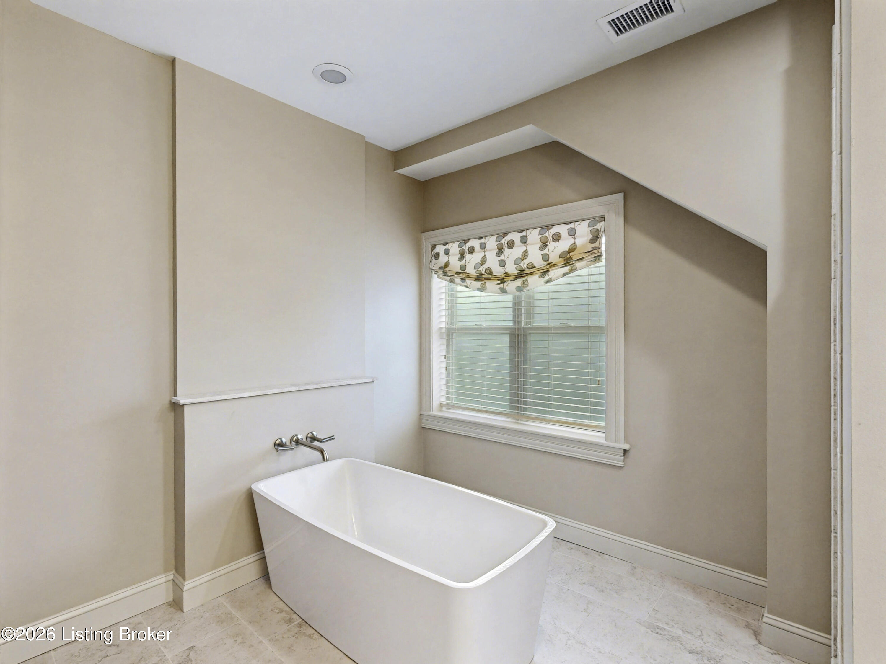 1409 Mockingbird Terrace Dr Unit 104 Property Photo 26