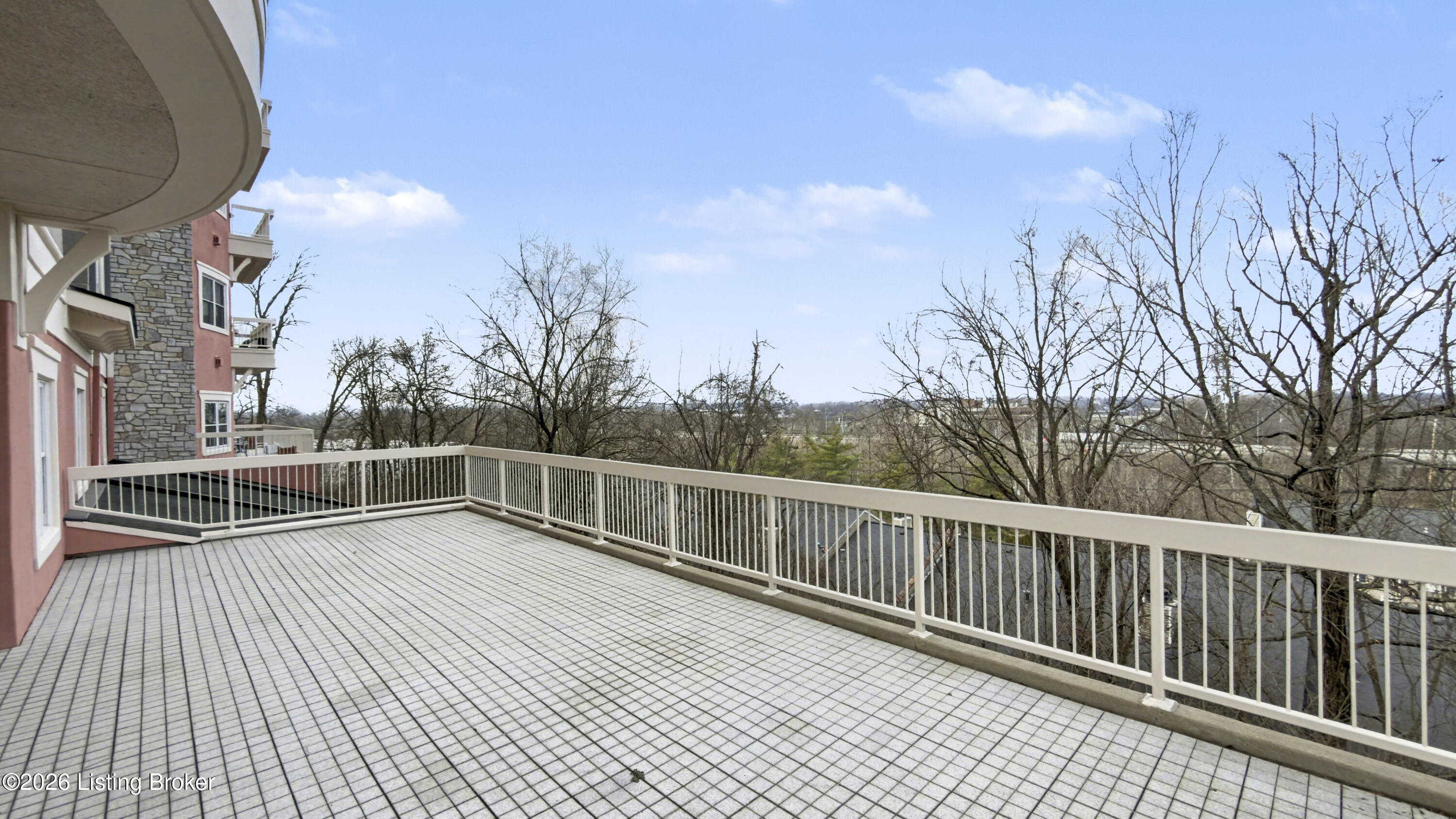 1409 Mockingbird Terrace Dr Unit 104 Property Photo 47