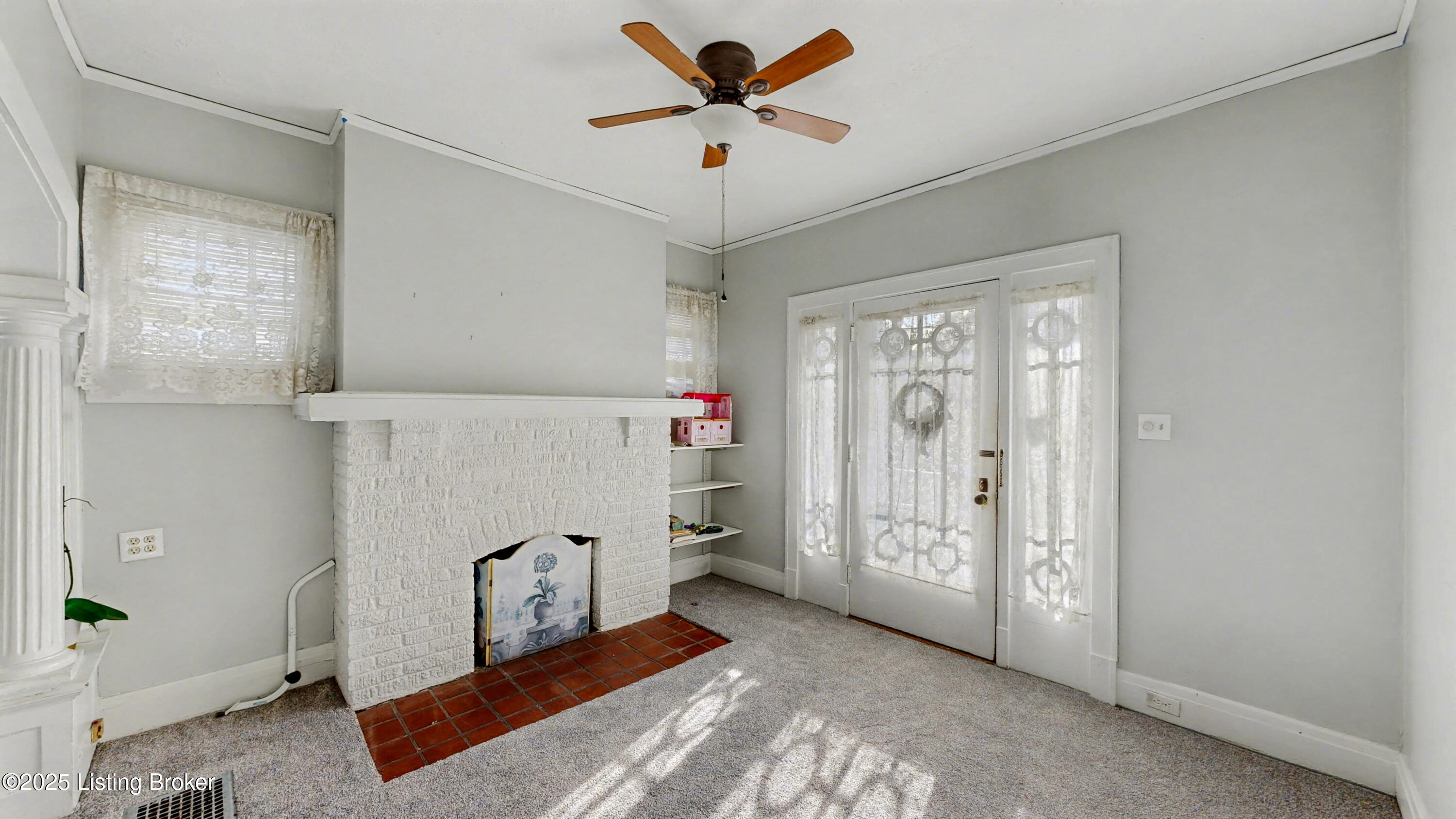 219 Pennsylvania Ave Property Photo 7