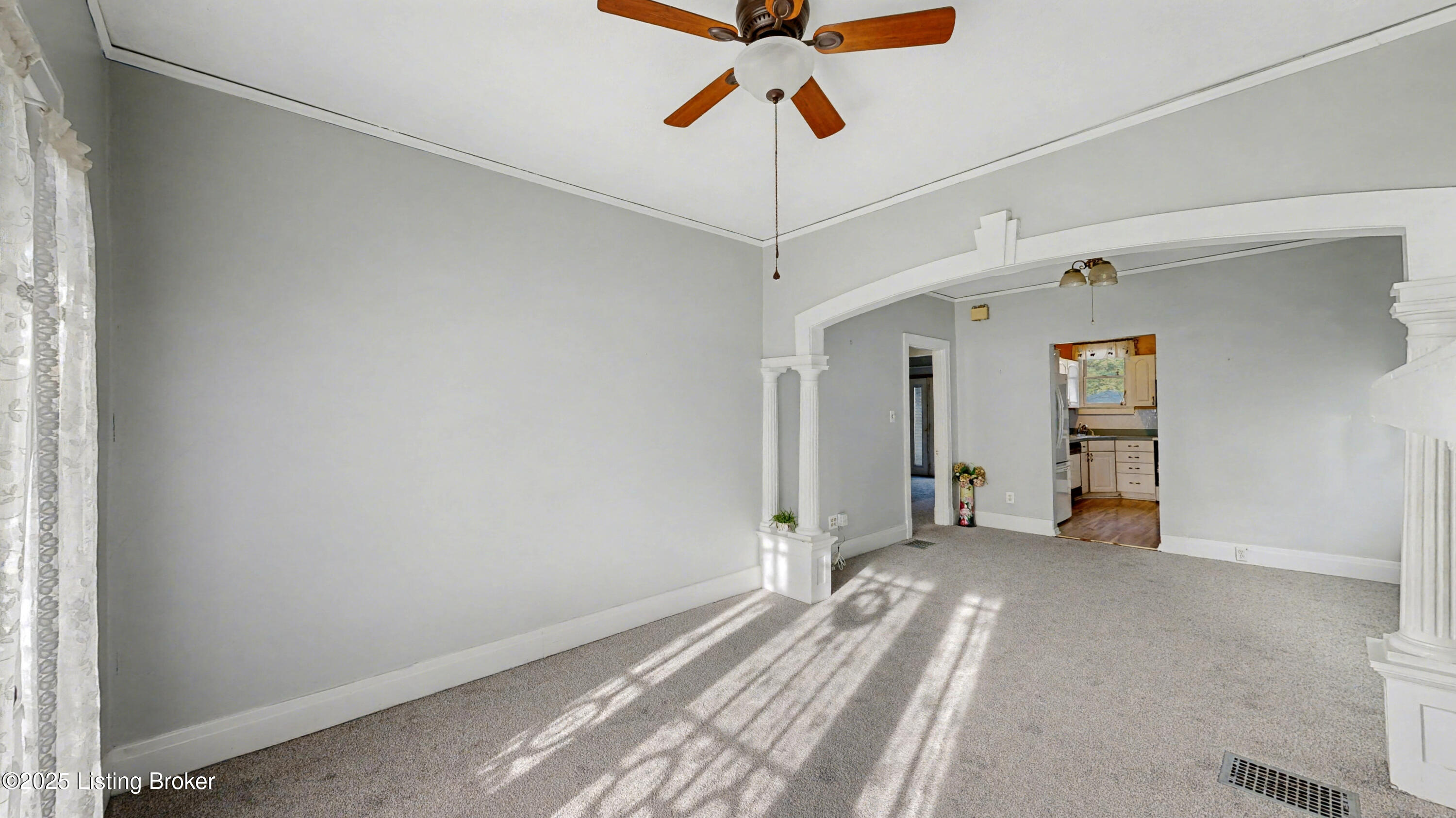 219 Pennsylvania Ave Property Photo 8