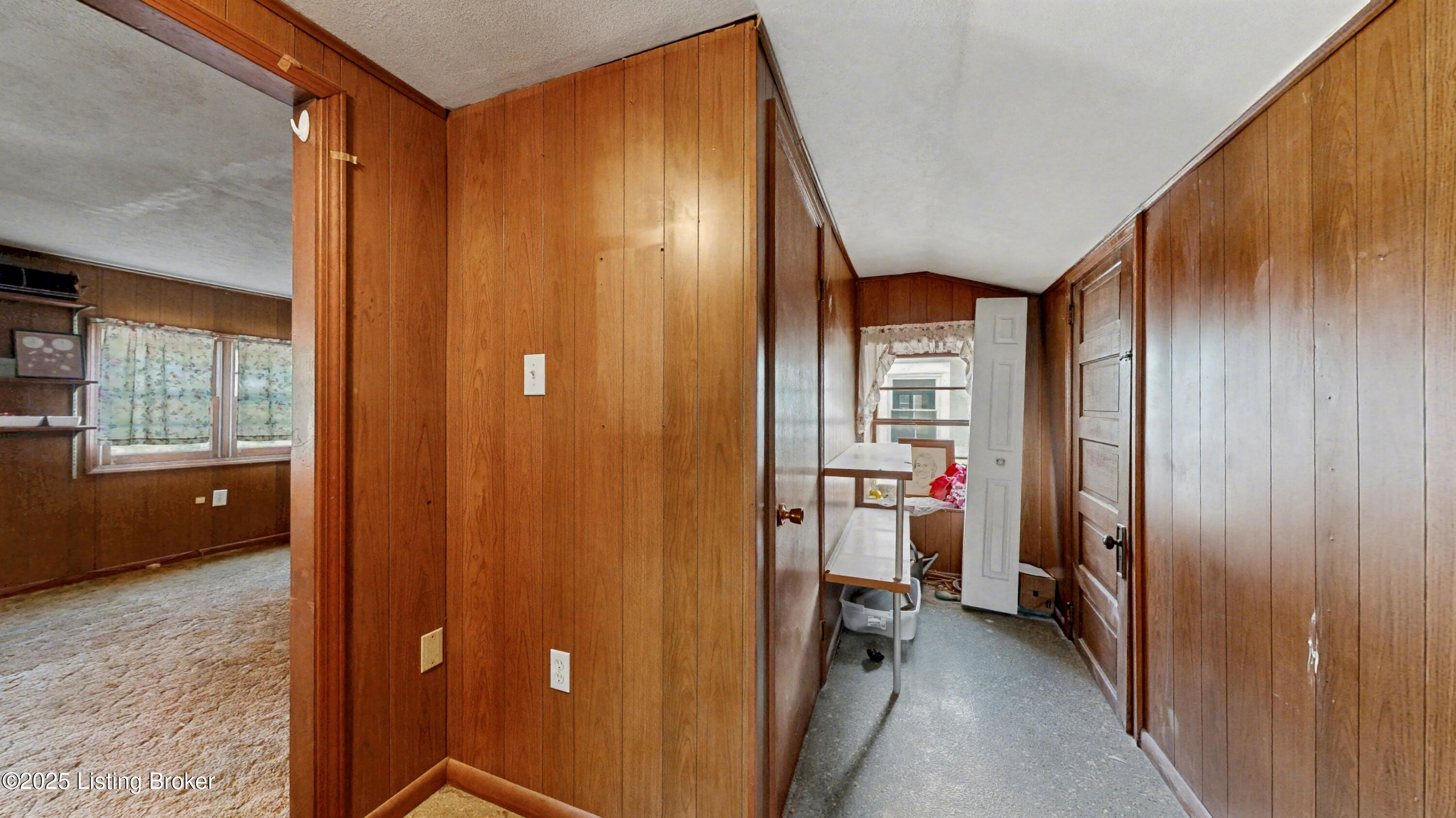 219 Pennsylvania Ave Property Photo 22
