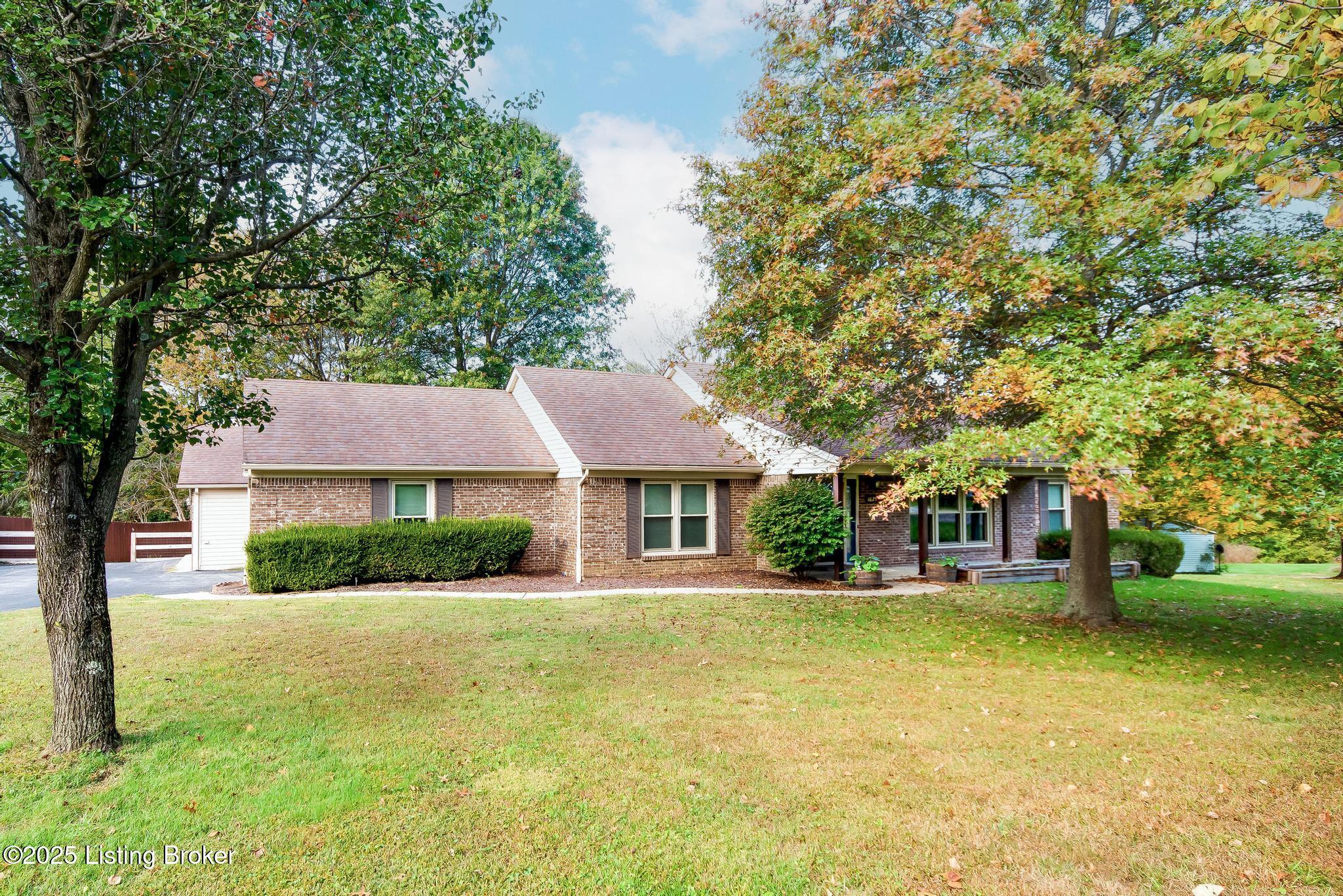 1625 Tina Ct Property Photo 18