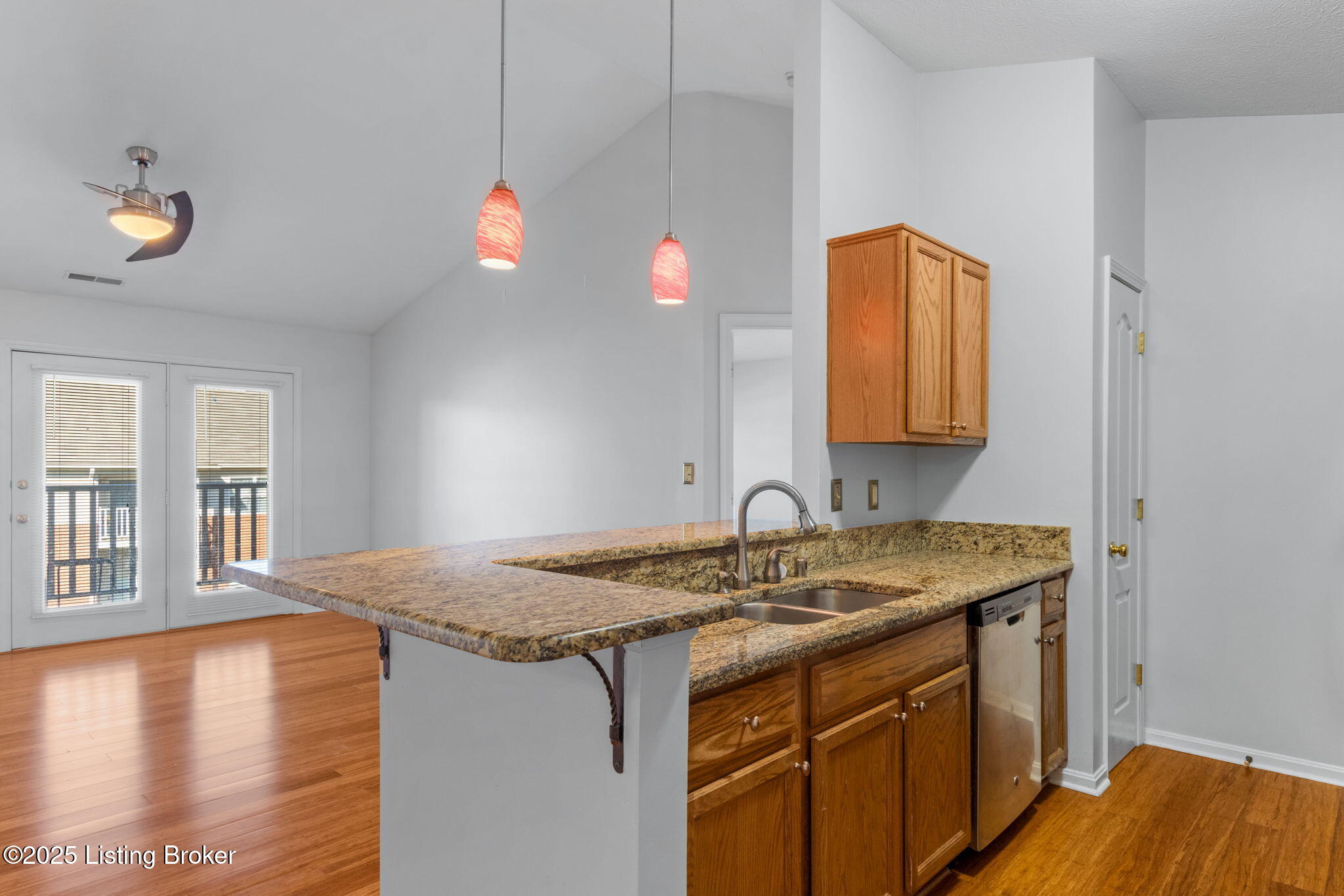 8002 Magnolia Ridge Ct Unit 203 Property Photo 15