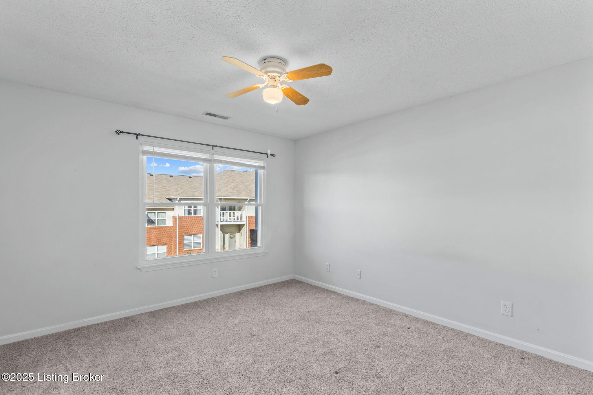 8002 Magnolia Ridge Ct Unit 203 Property Photo 23