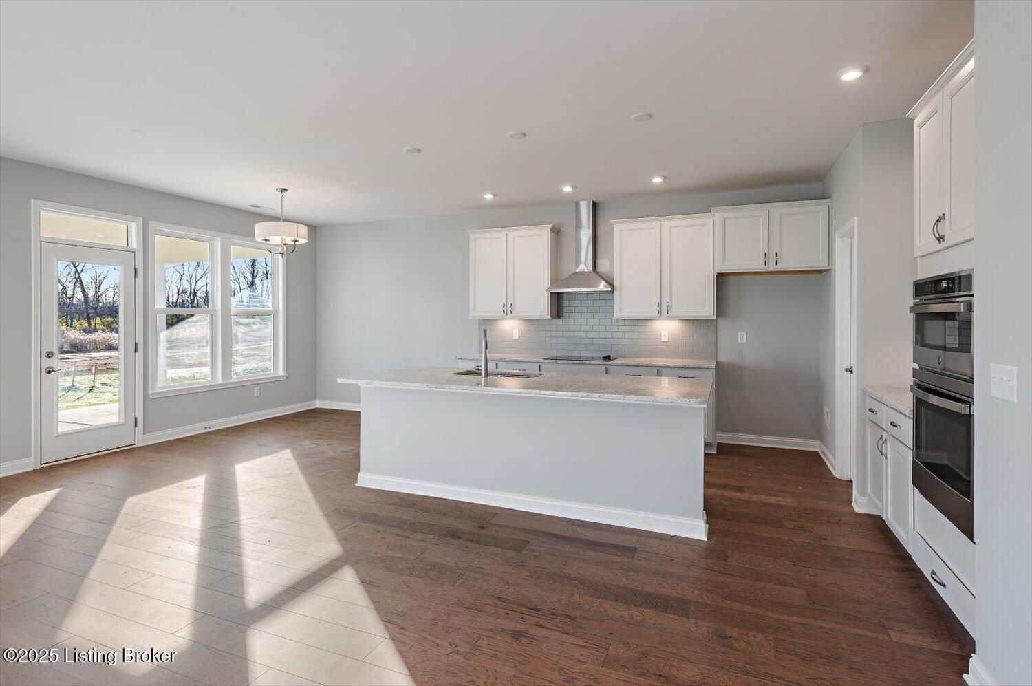 907 Creativity Crossing Property Photo 8