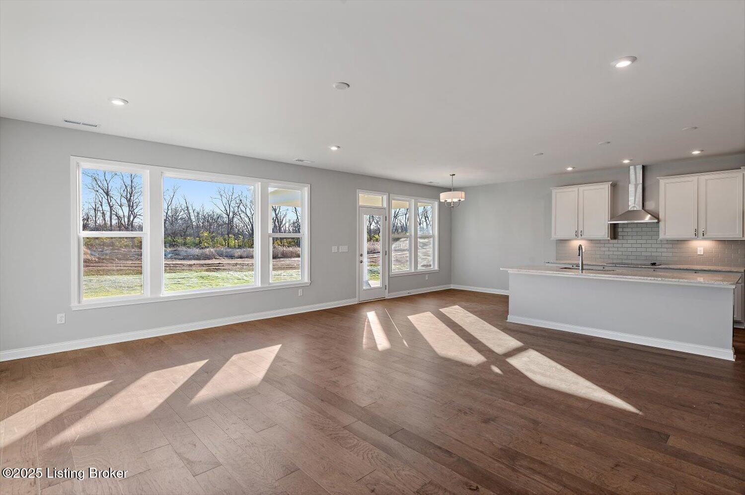 907 Creativity Crossing Property Photo 14