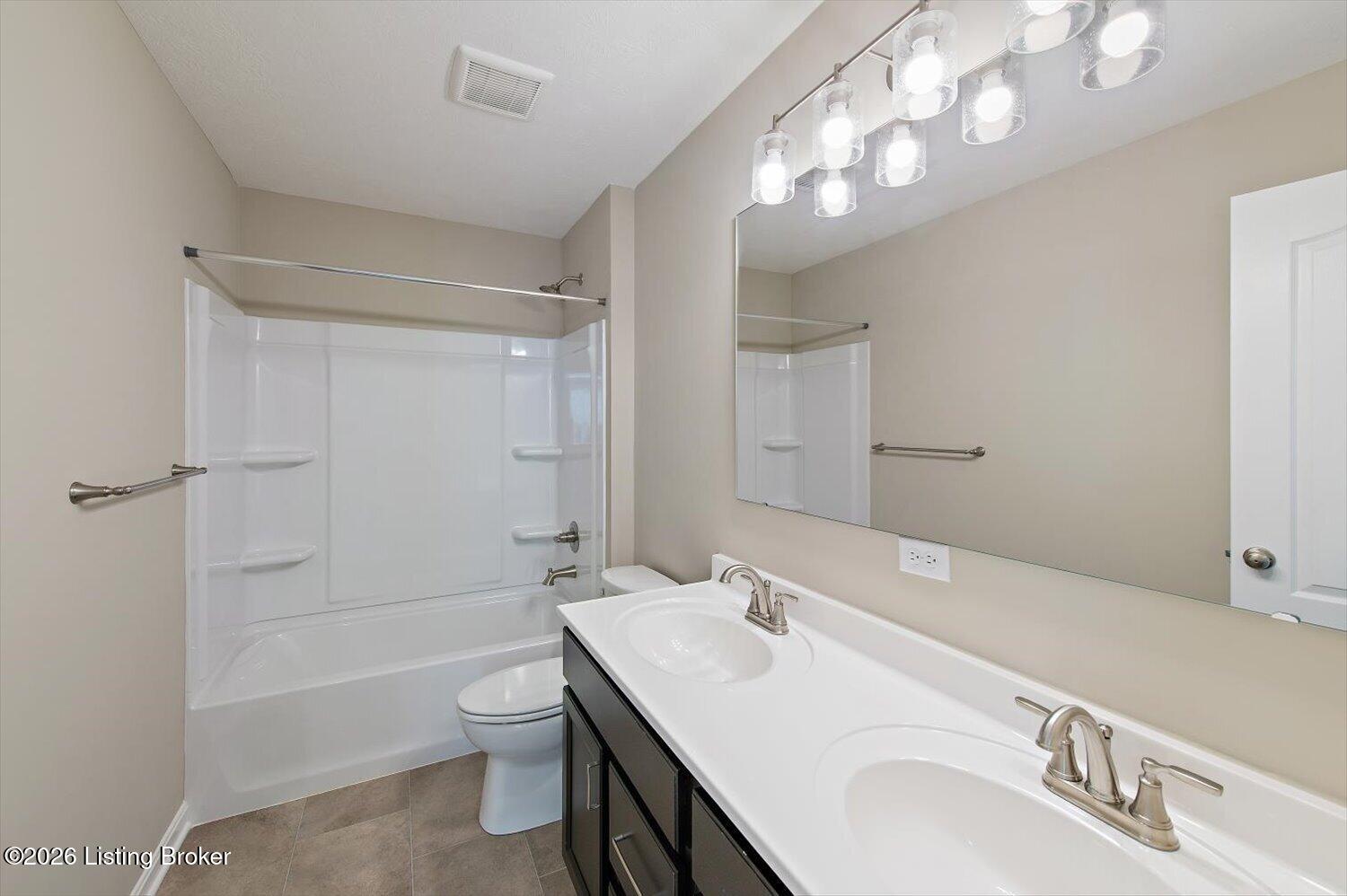 17826 Bridle Run Dr Property Photo 25