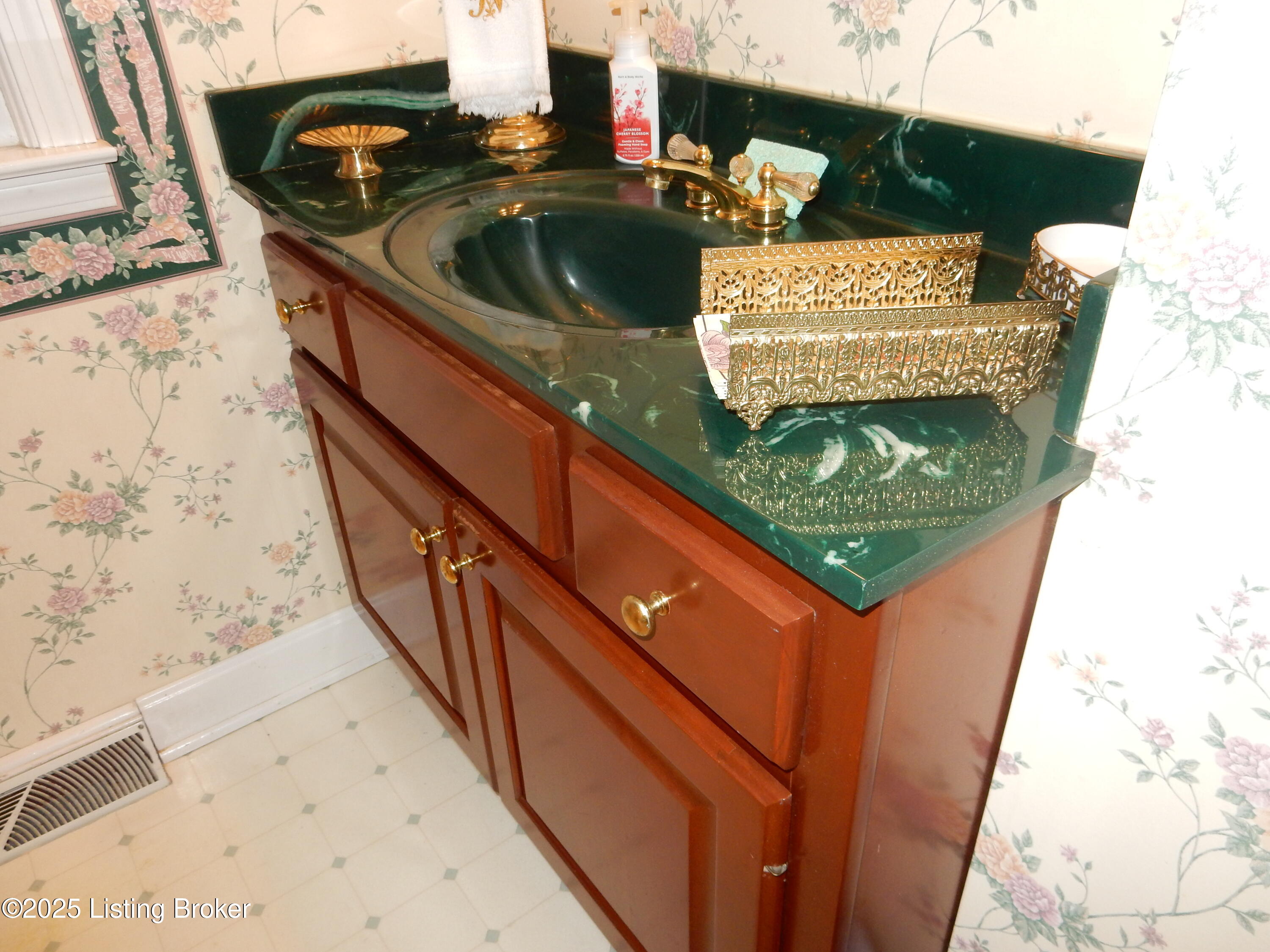 274 Knobview Dr Property Photo 29