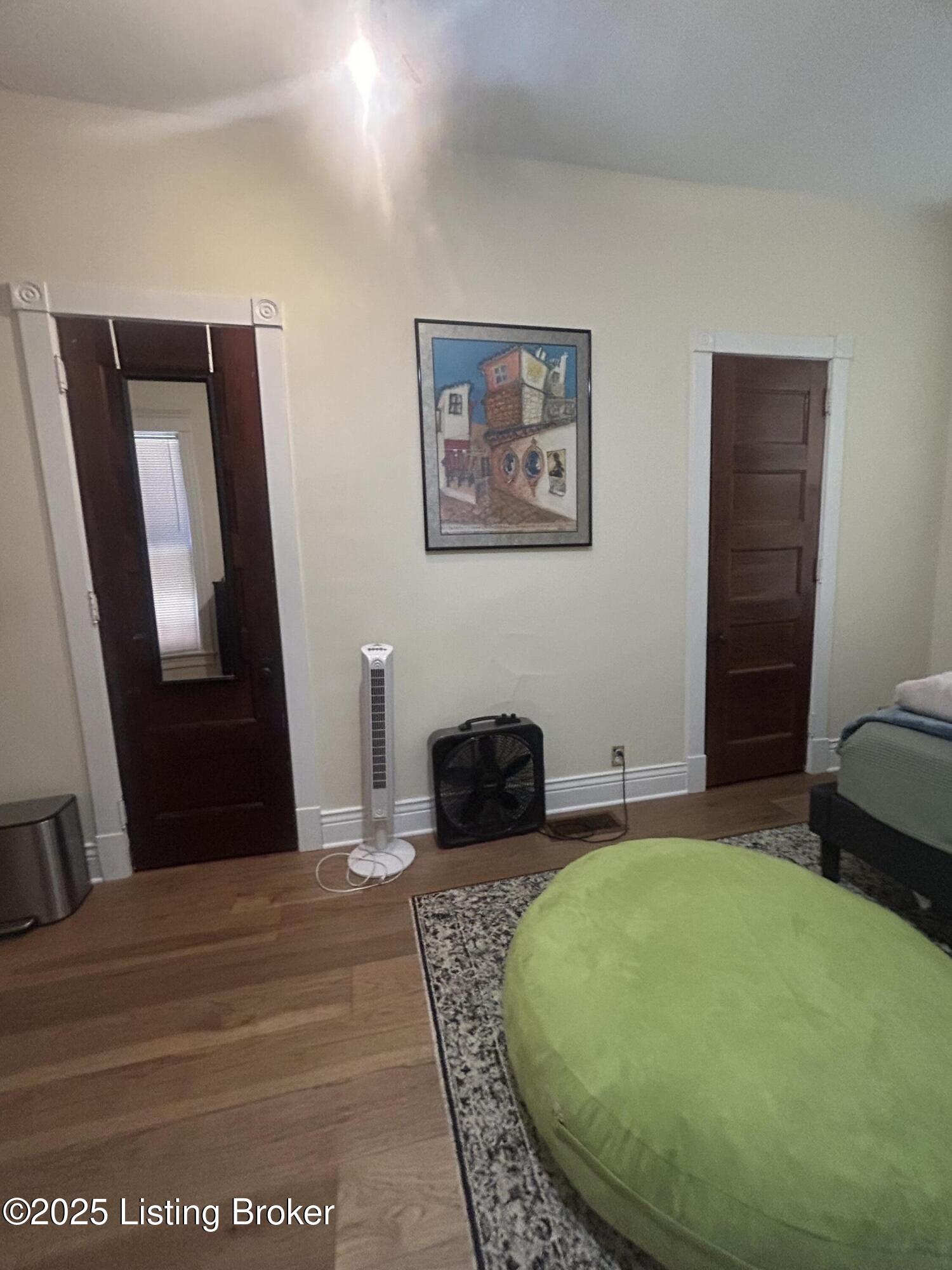 1327 Hepburn Ave Property Photo 4