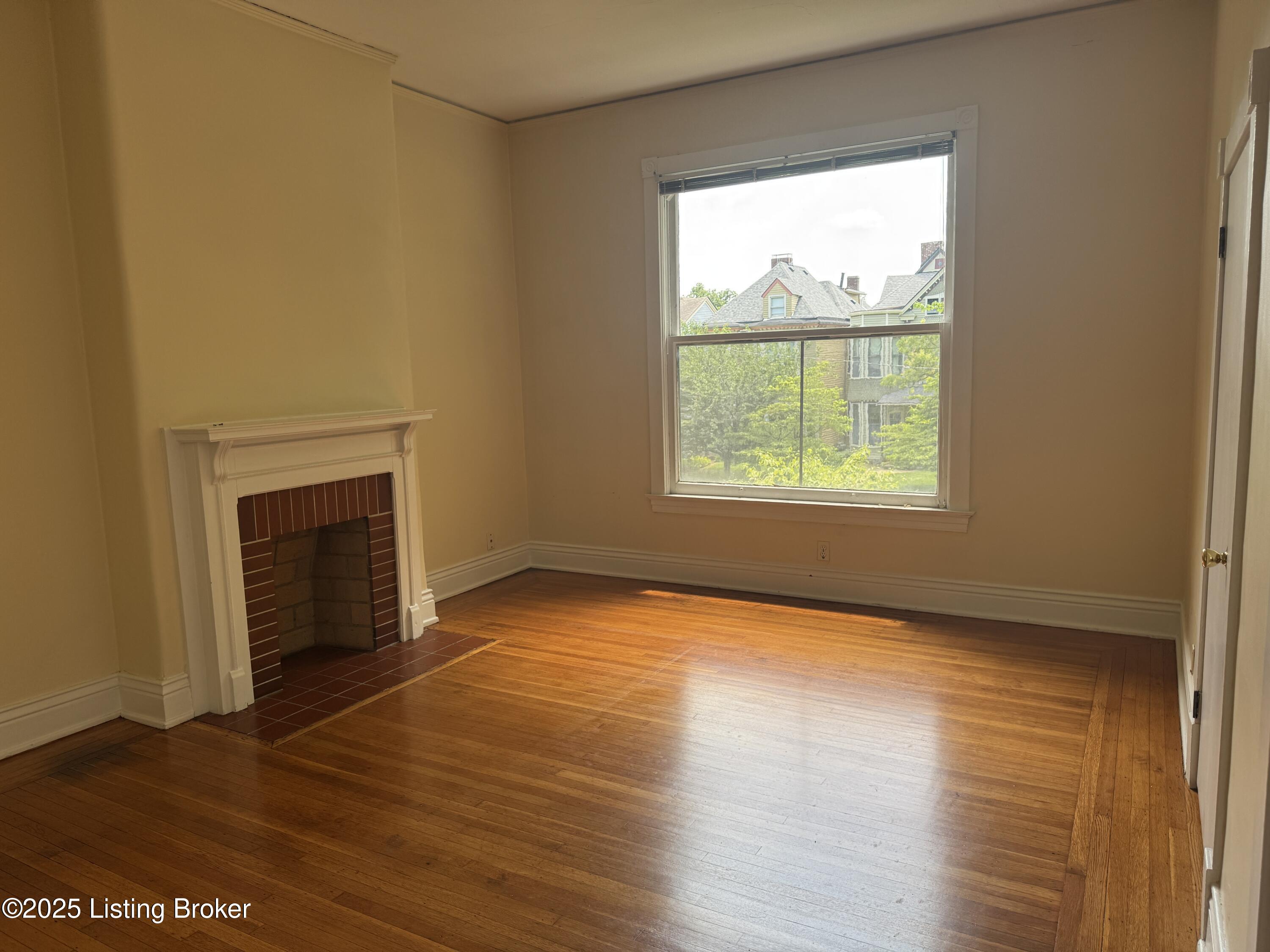 1327 Hepburn Ave Property Photo 10