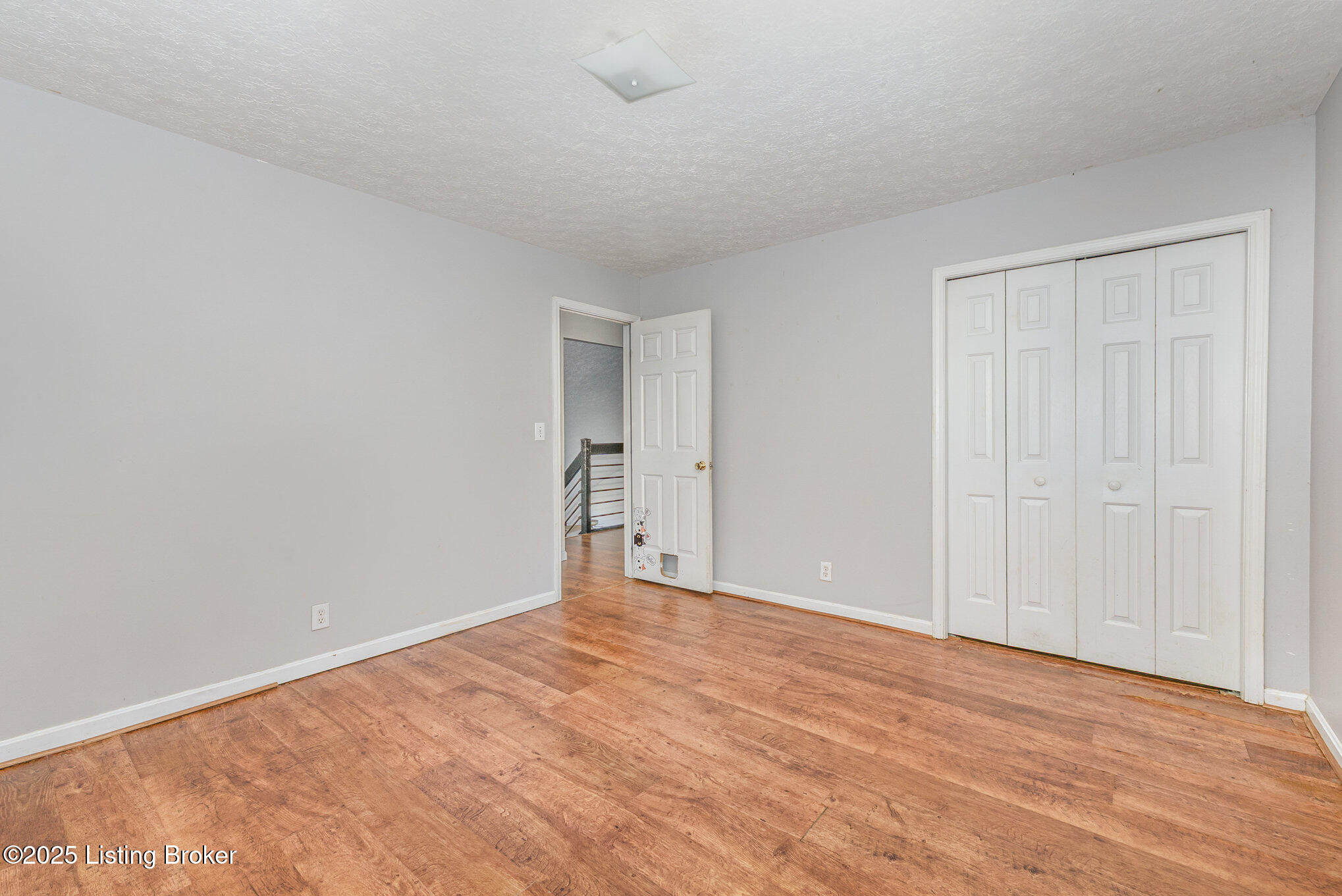 4908 Flushing Way Property Photo 16