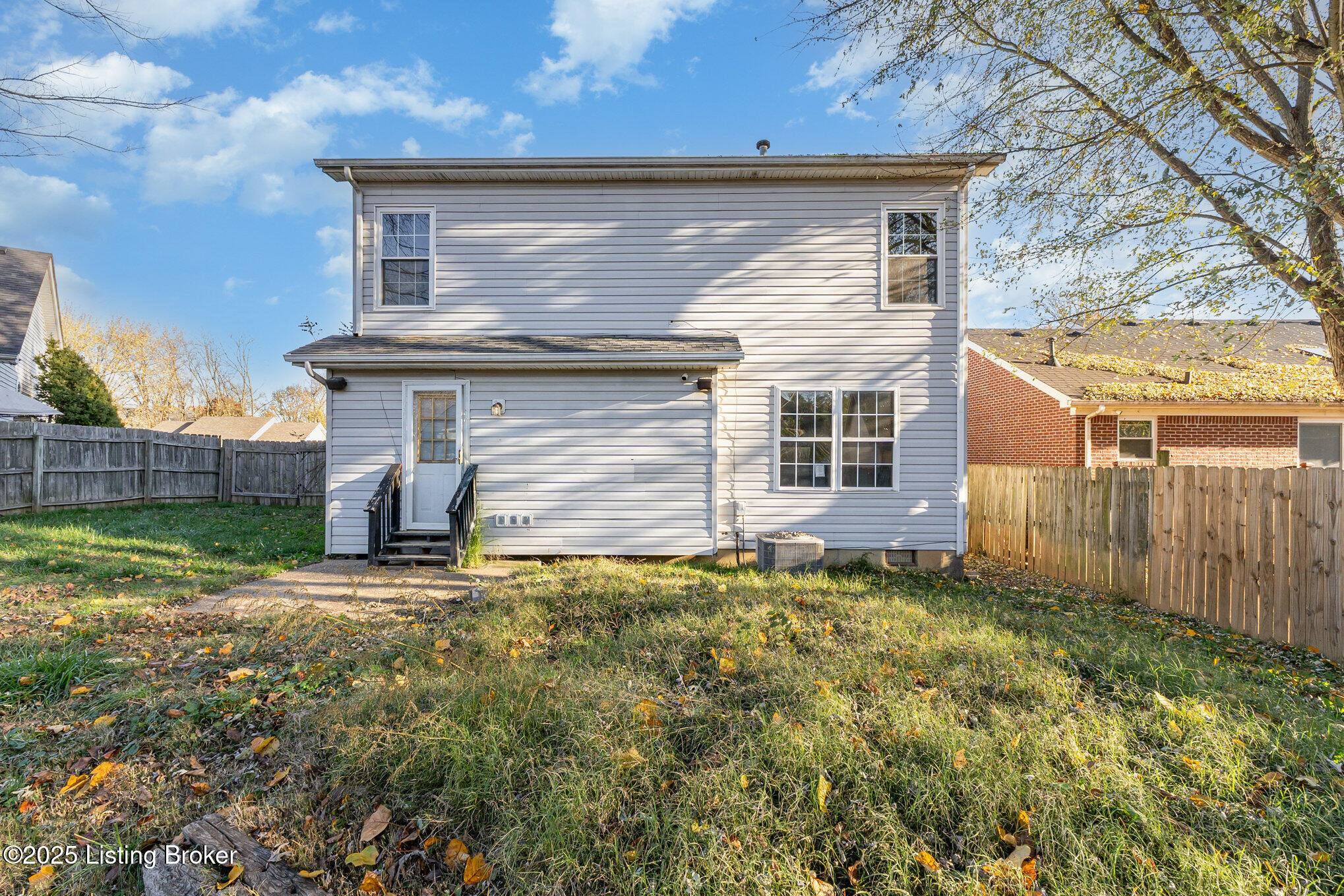4908 Flushing Way Property Photo 28