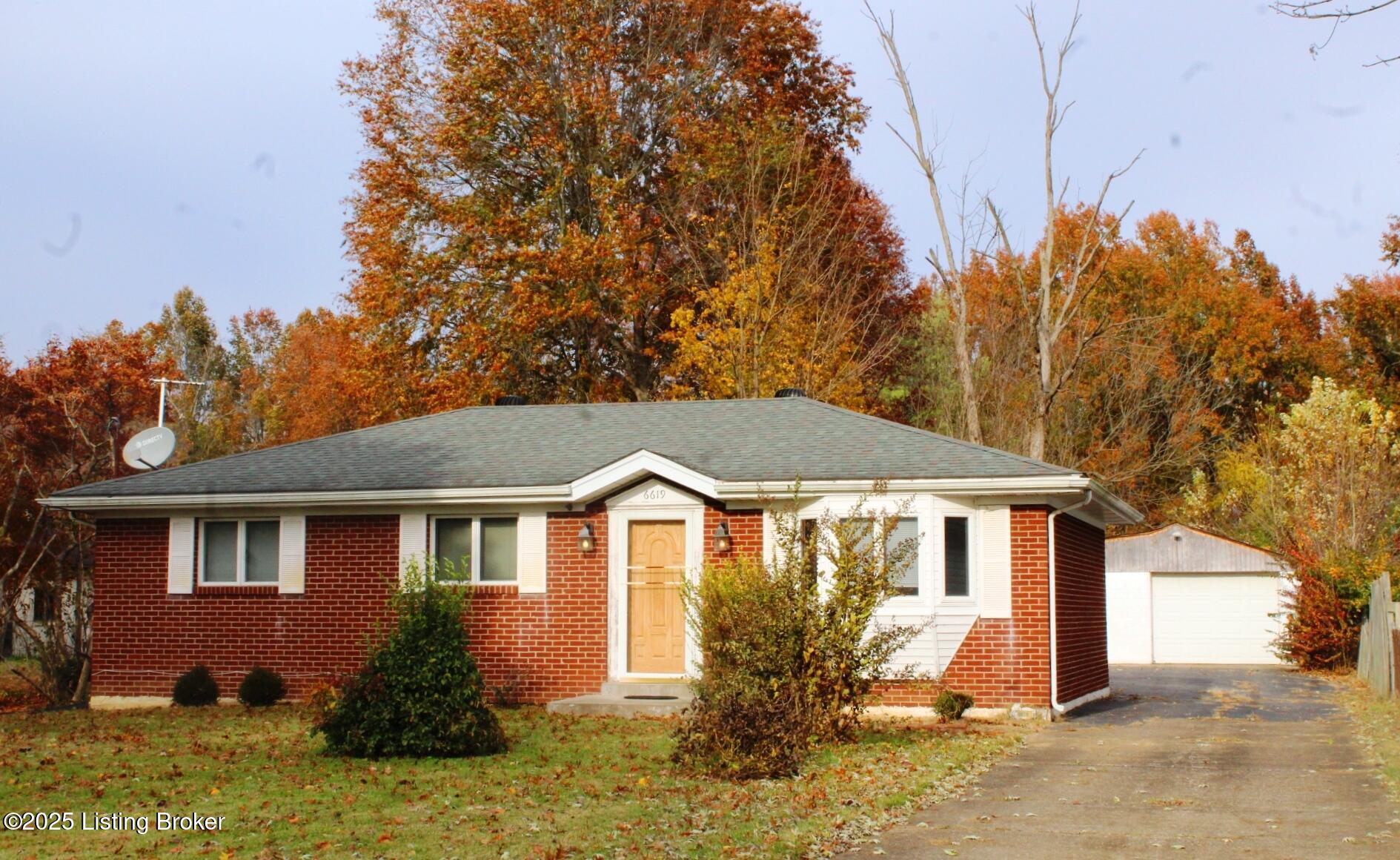6619 Scenic Trail Property Photo 1