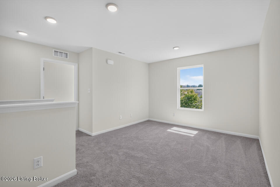 1064 Pinnacle Way Property Photo 18