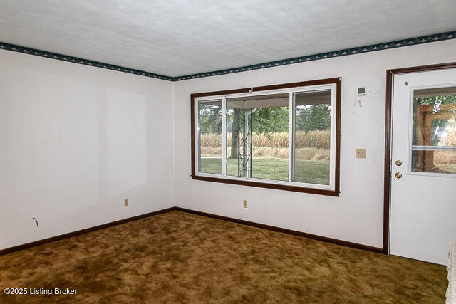 6734 N Sr 7 Property Photo 5