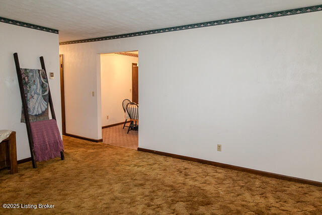 6734 N Sr 7 Property Photo 7