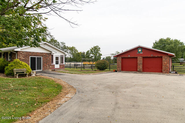 6734 N Sr 7 Property Photo 53