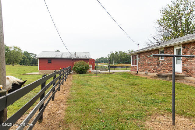 6734 N Sr 7 Property Photo 57
