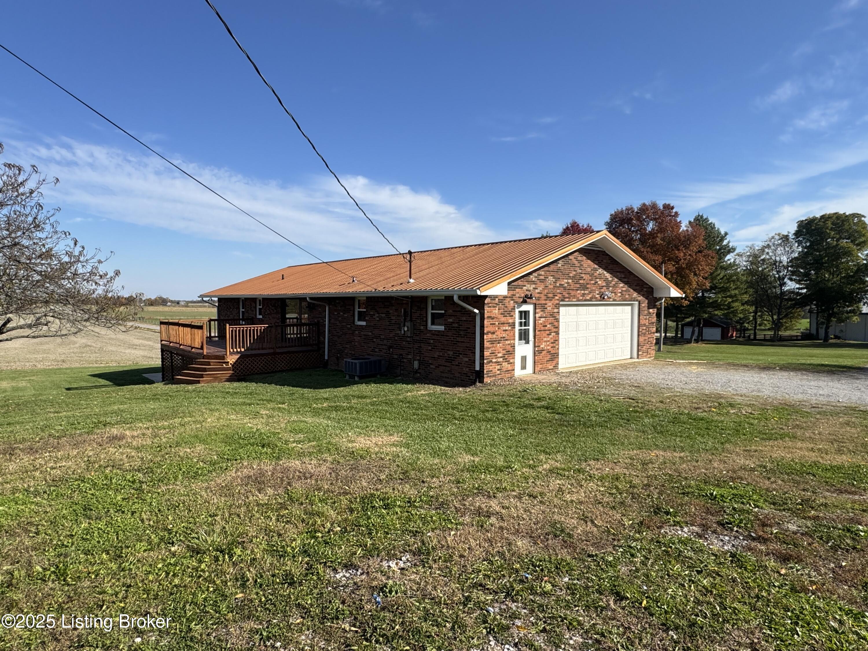 6425 Elmburg Rd Property Photo 12