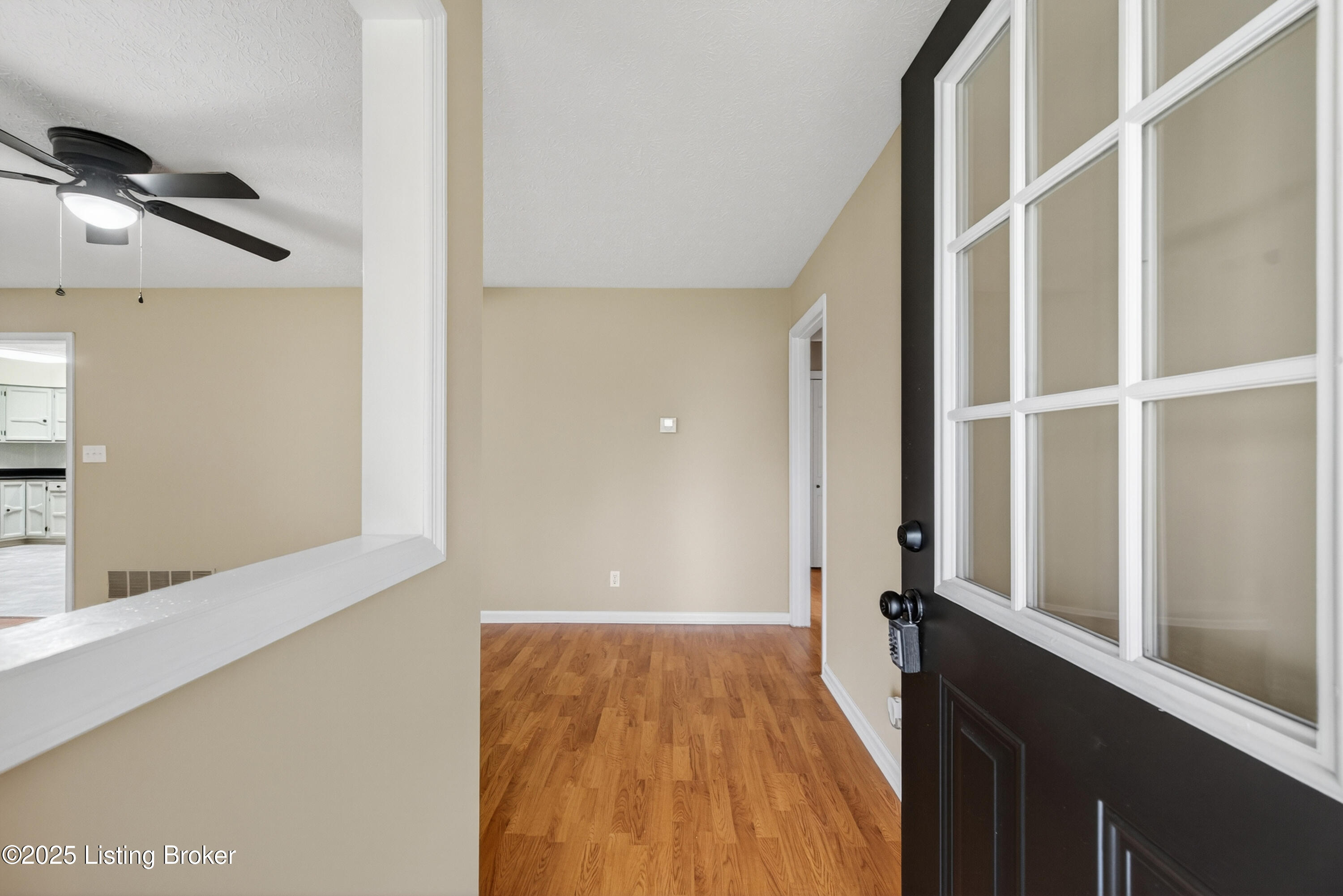 6425 Elmburg Rd Property Photo 13