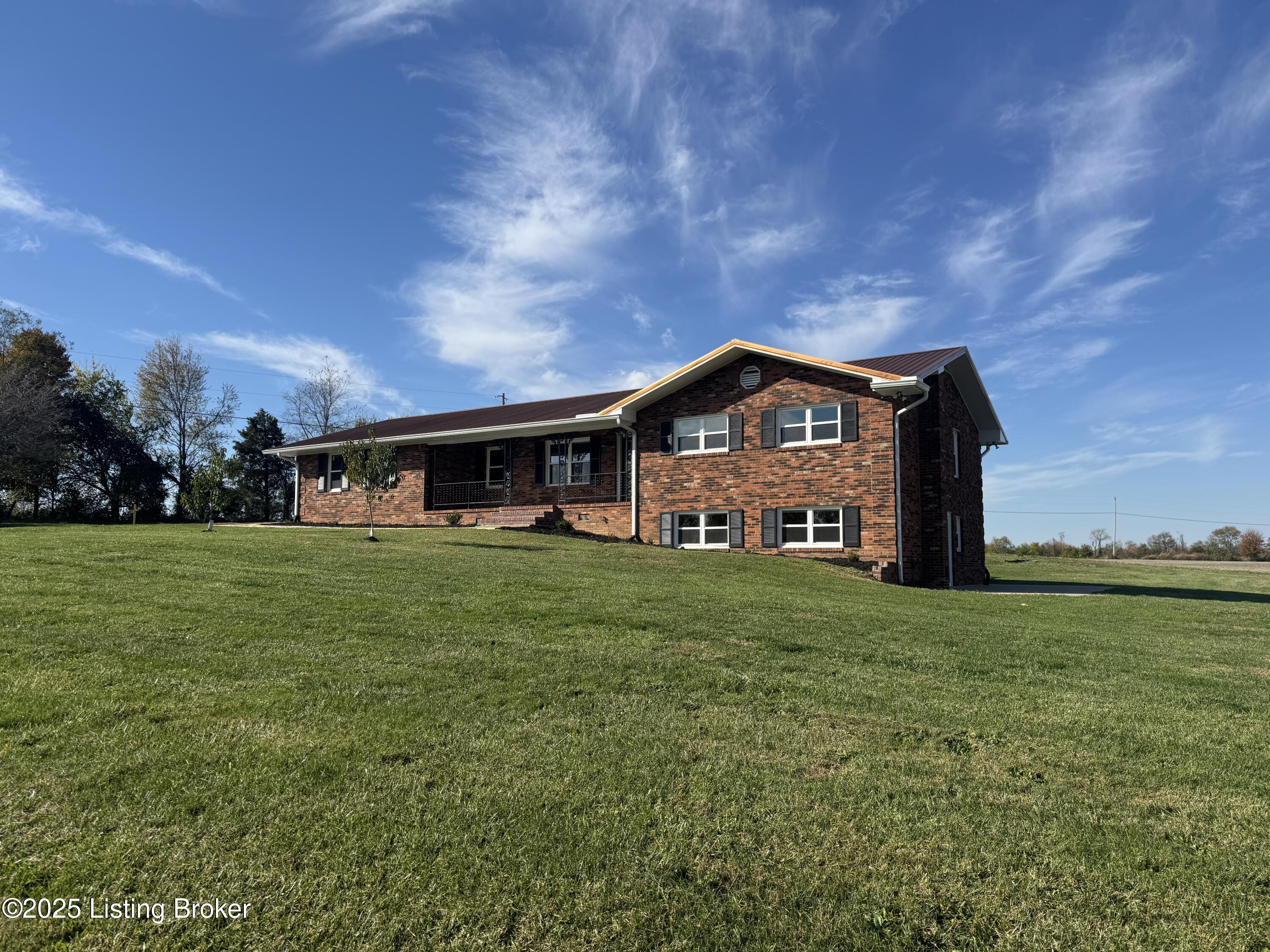 6425 Elmburg Rd Property Photo 46