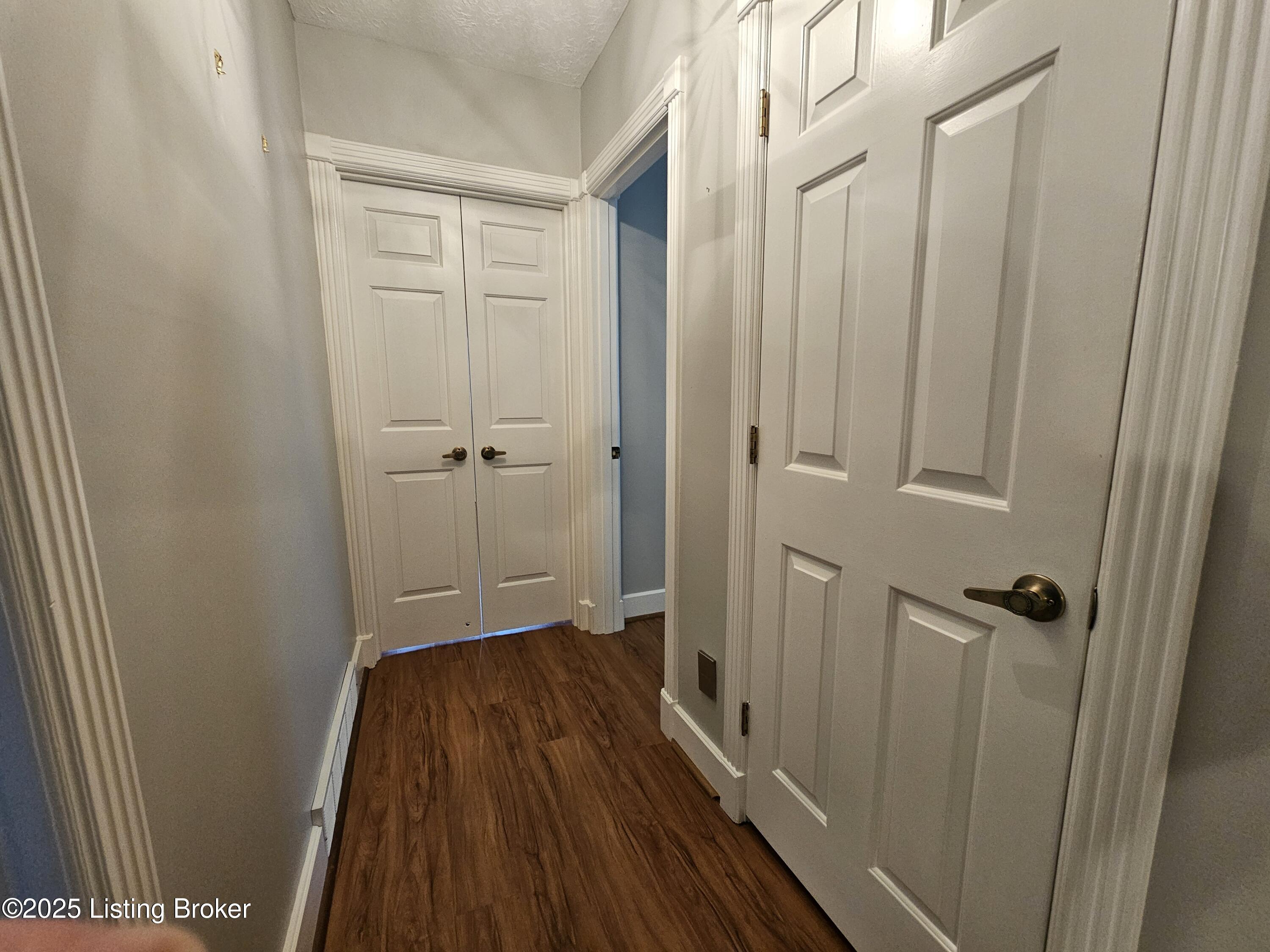 102 Regency Ct B-3 Property Photo 11