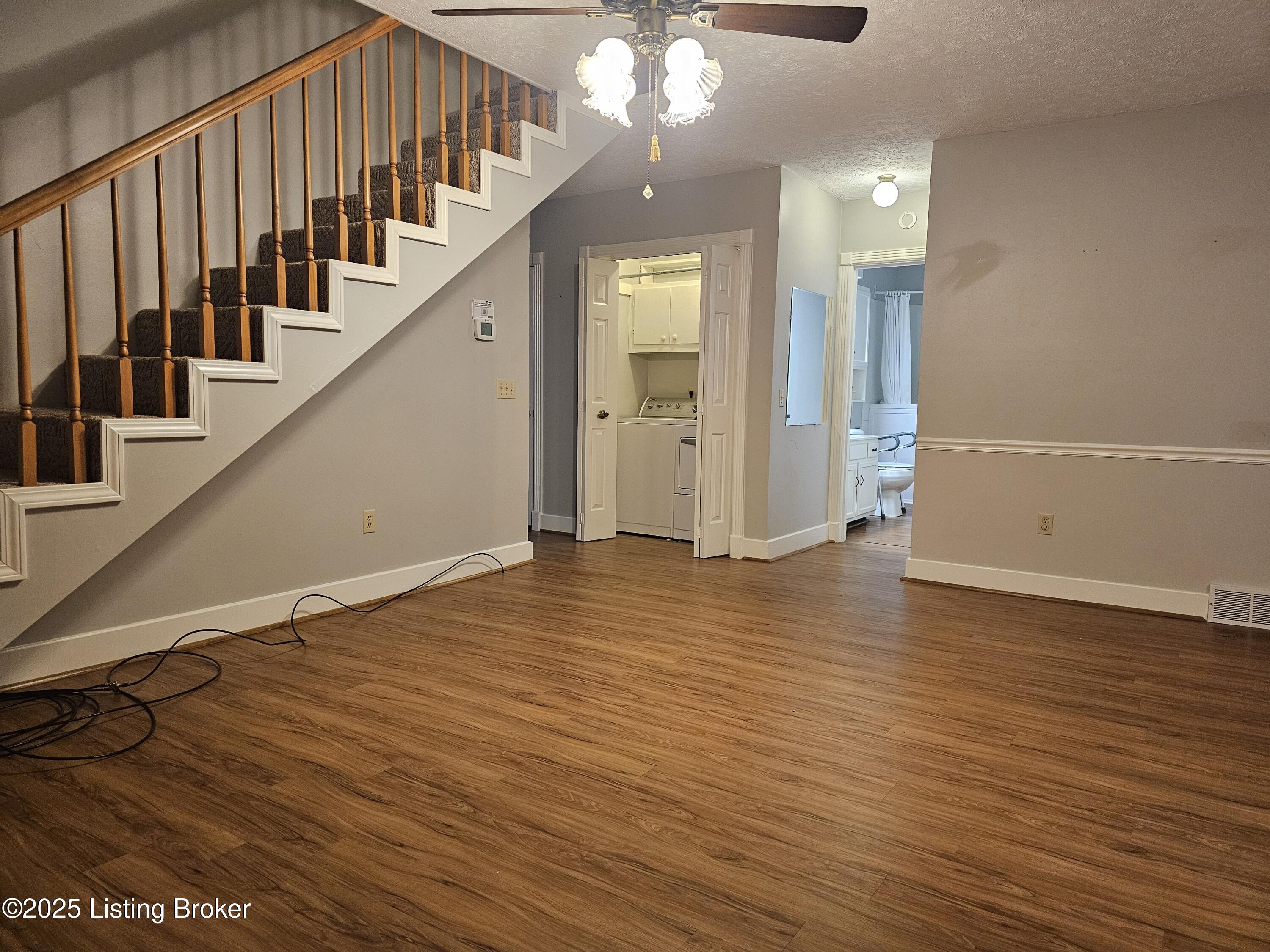 102 Regency Ct B-3 Property Photo 23