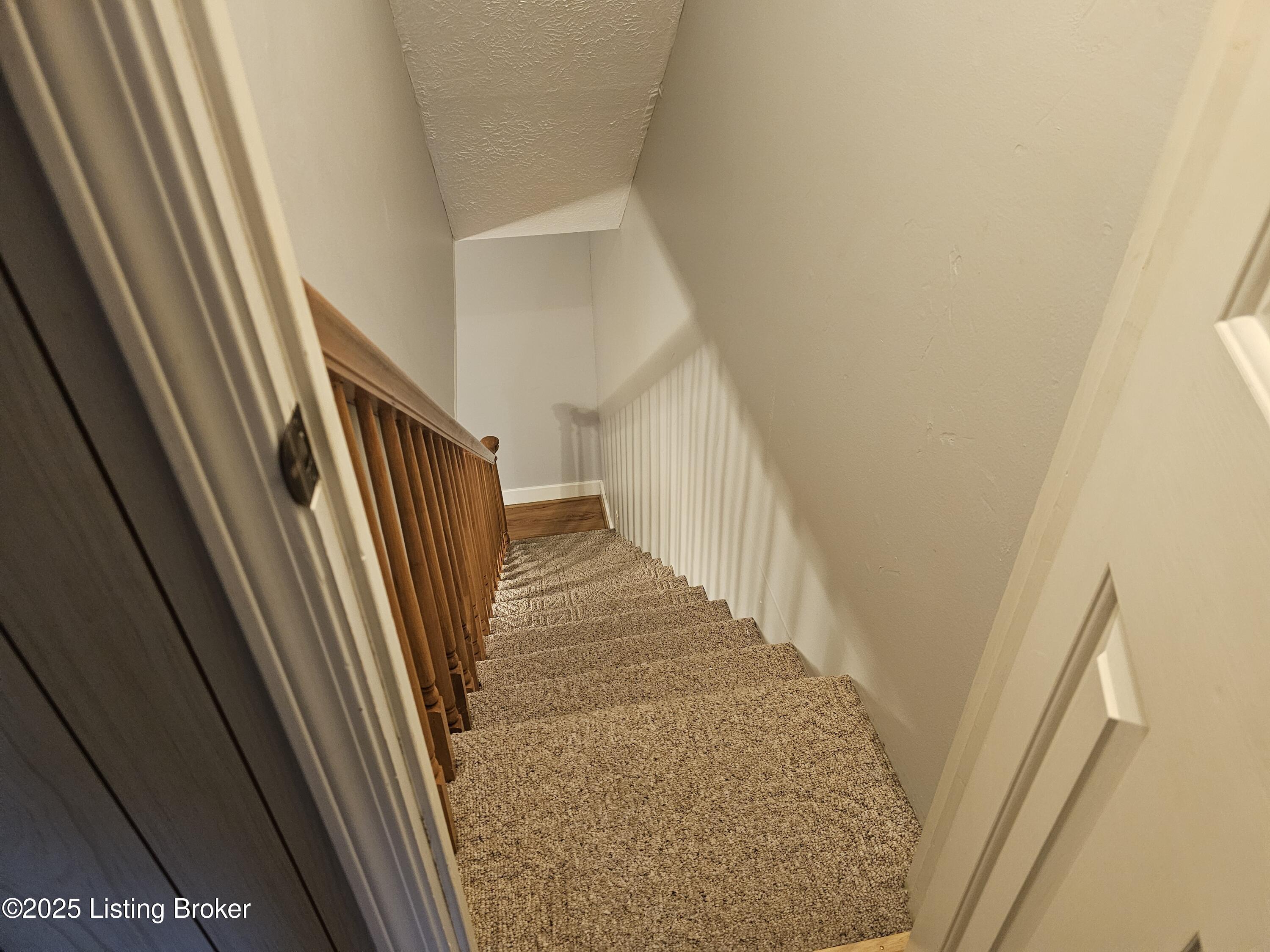 102 Regency Ct B-3 Property Photo 24