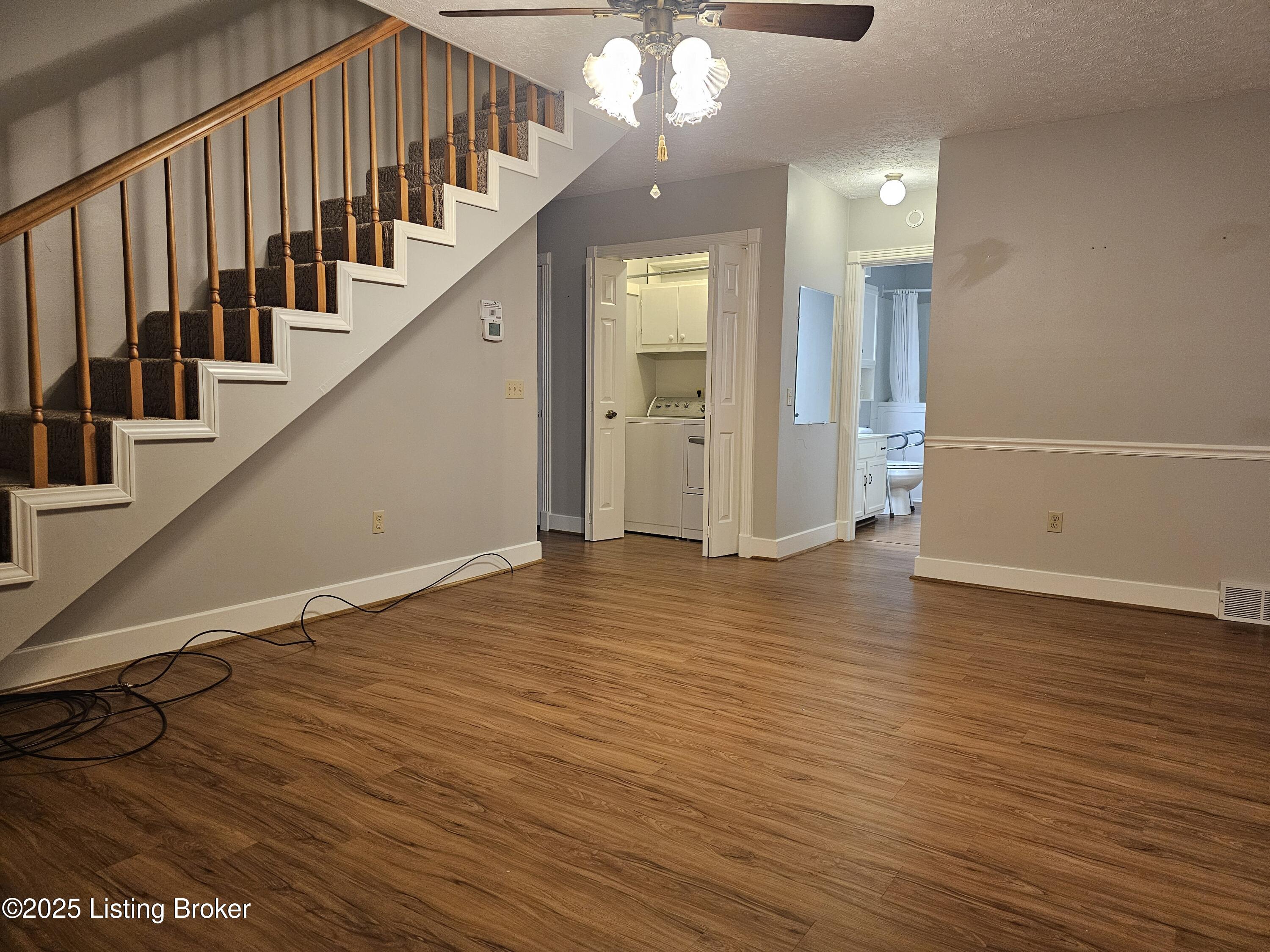 102 Regency Ct B-3 Property Photo 25