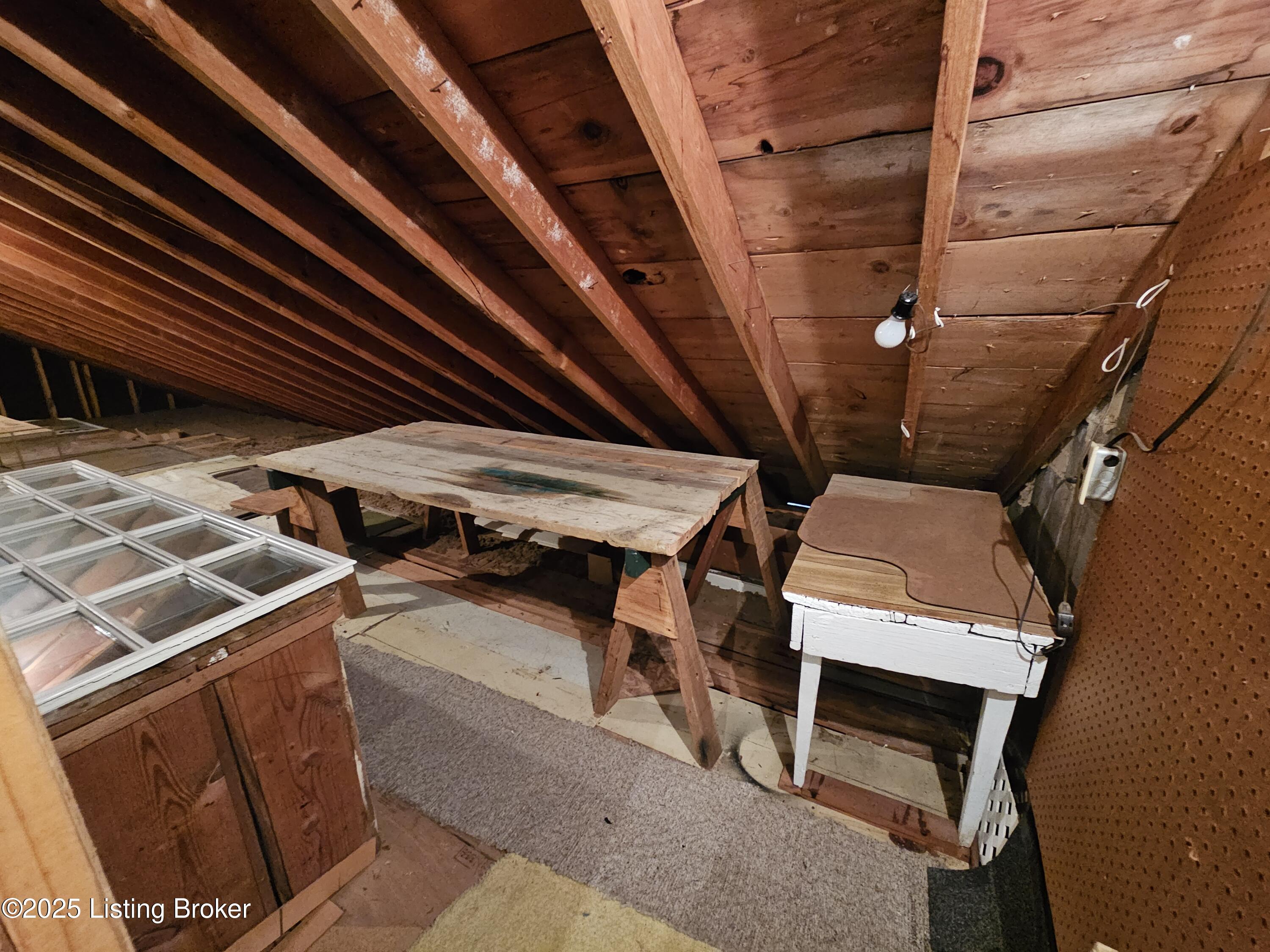 102 Regency Ct B-3 Property Photo 31