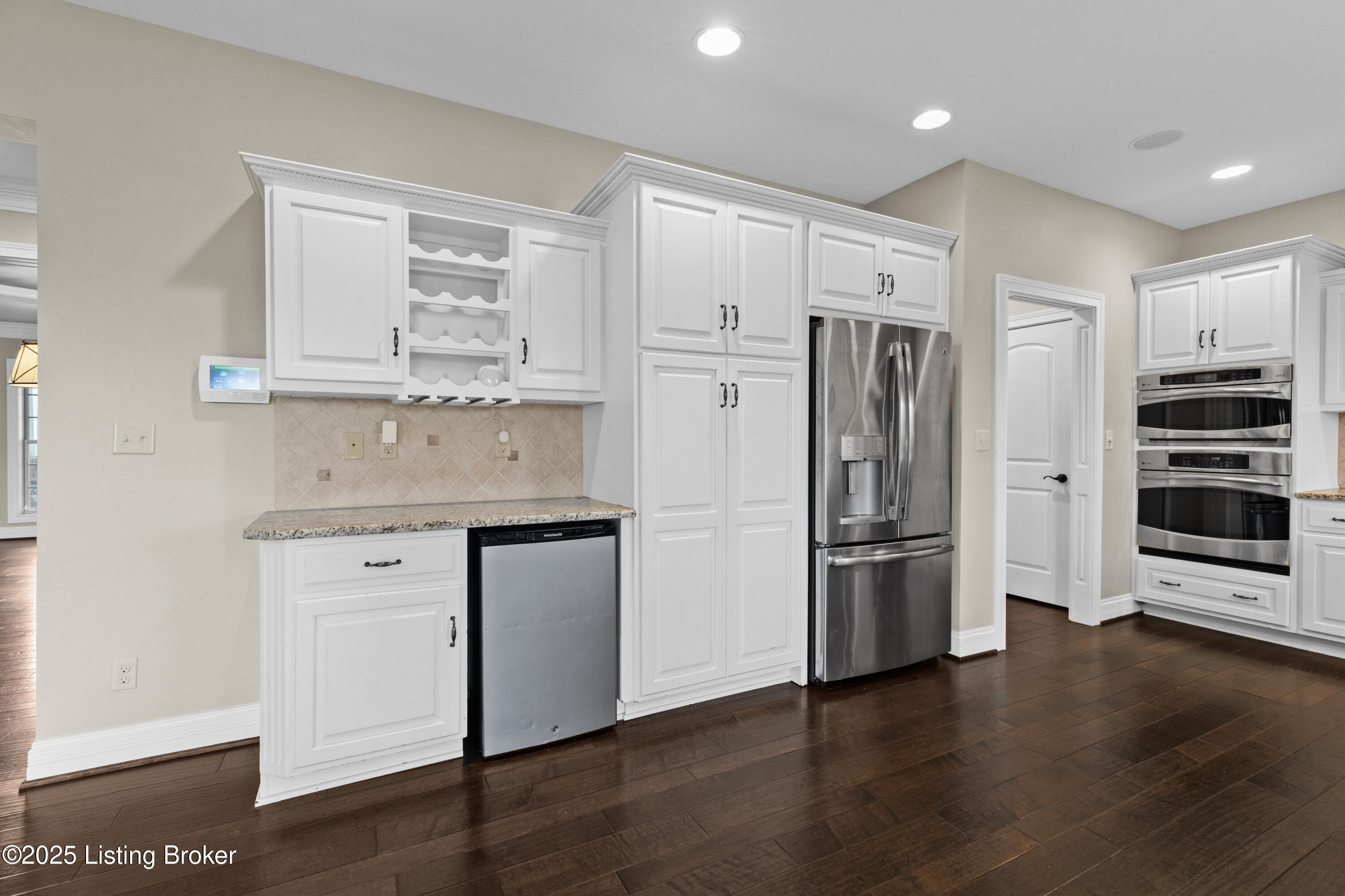 17004 Persimmon Wood Trail Property Photo 33