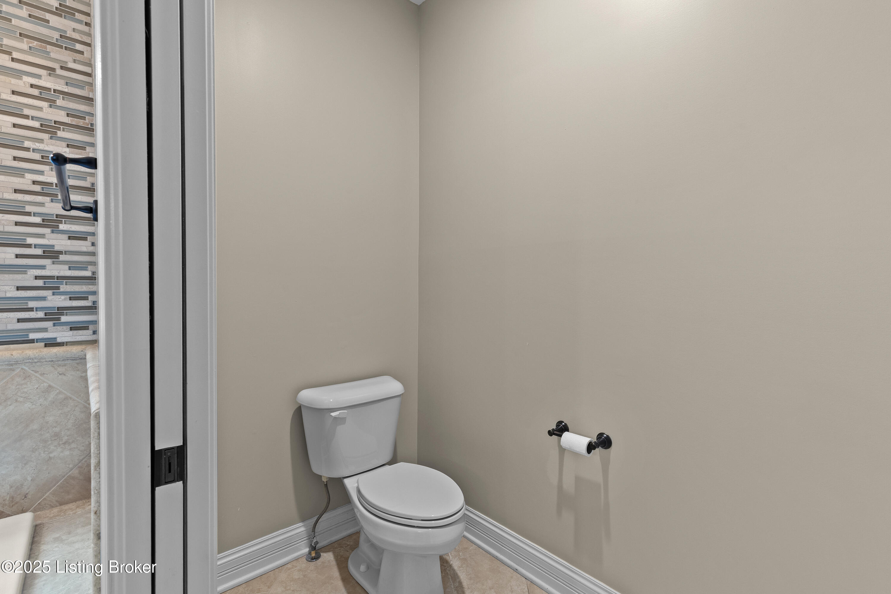 17004 Persimmon Wood Trail Property Photo 48