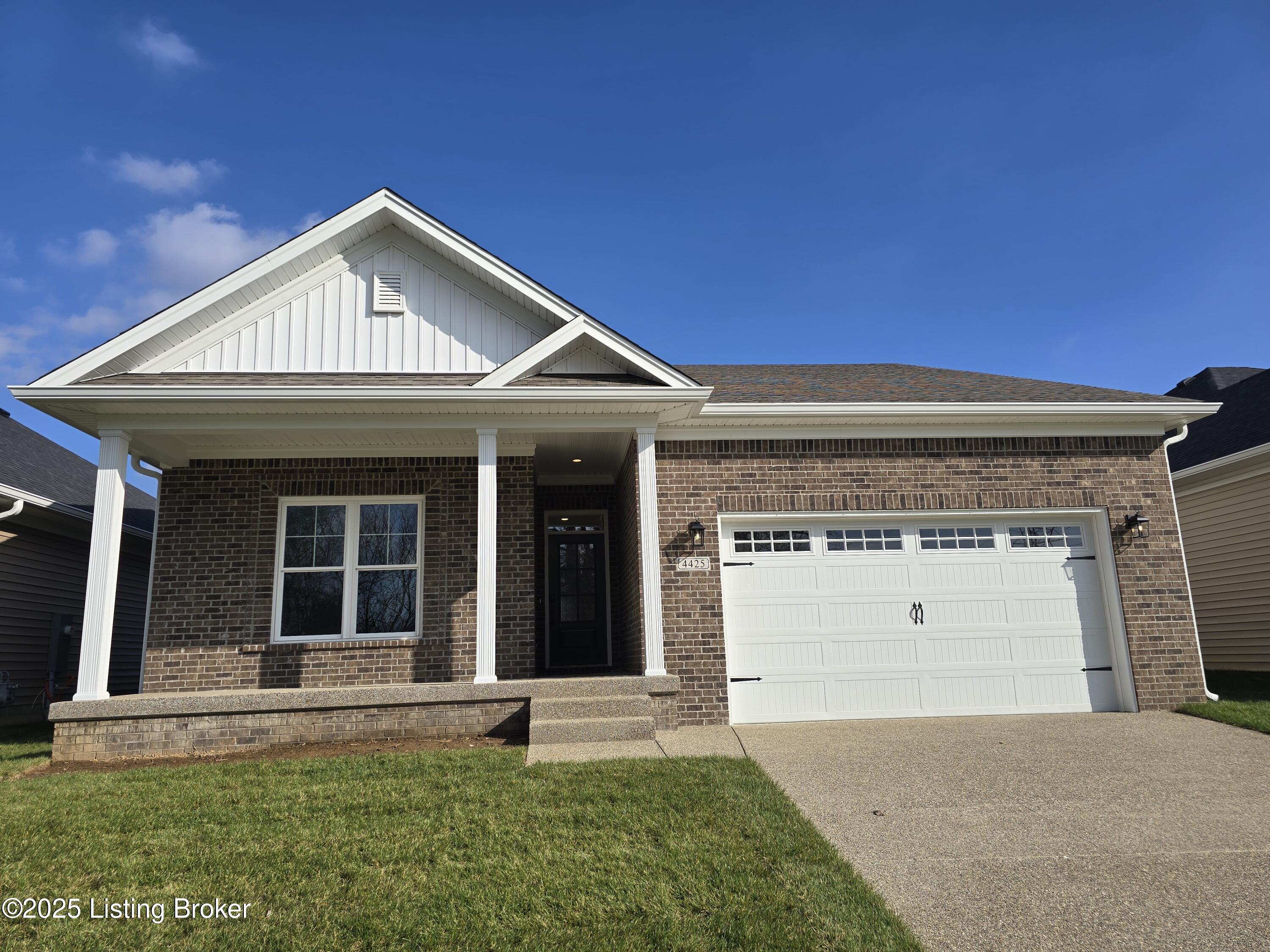 4425 Lochridge Pkwy Property Photo 2