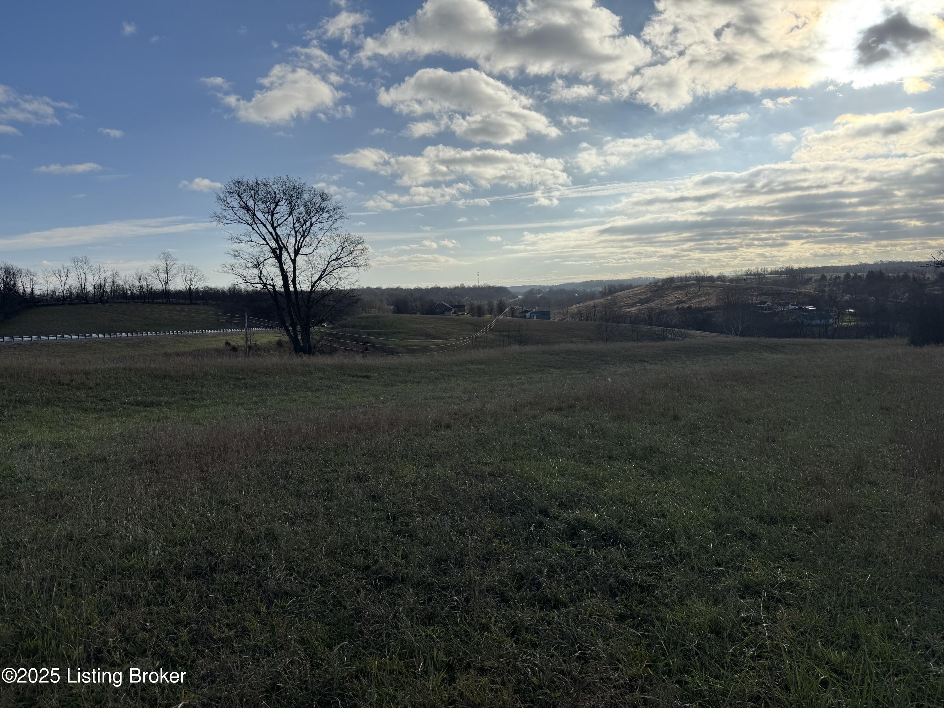 7755 Perryville Rd Property Photo 8