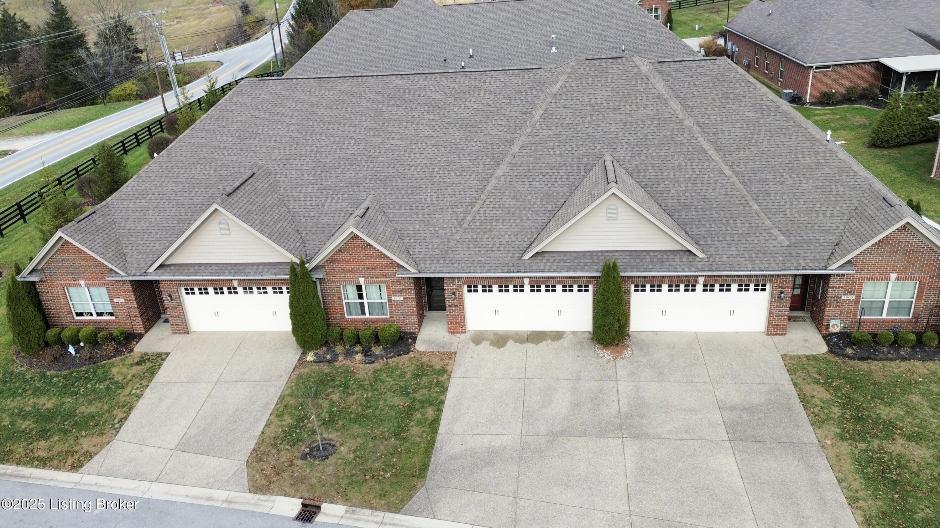 1903 Eagles Landing Dr Property Photo 1