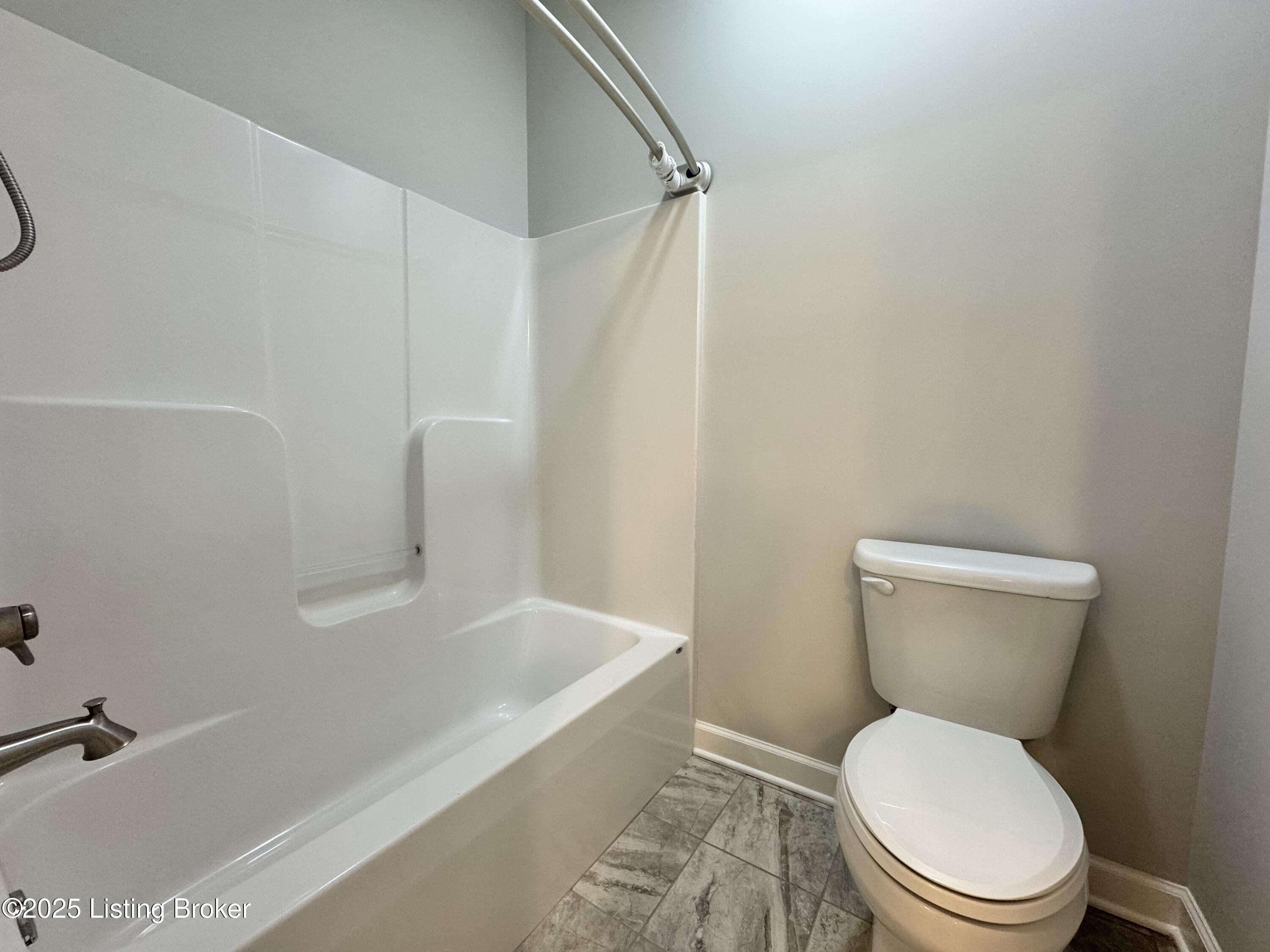 1903 Eagles Landing Dr Property Photo 24
