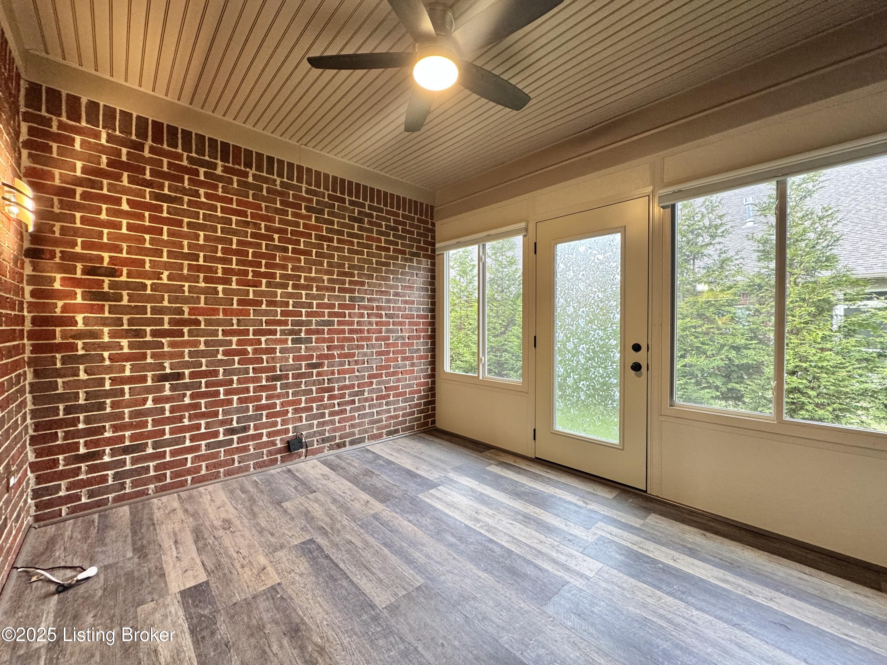 1903 Eagles Landing Dr Property Photo 27