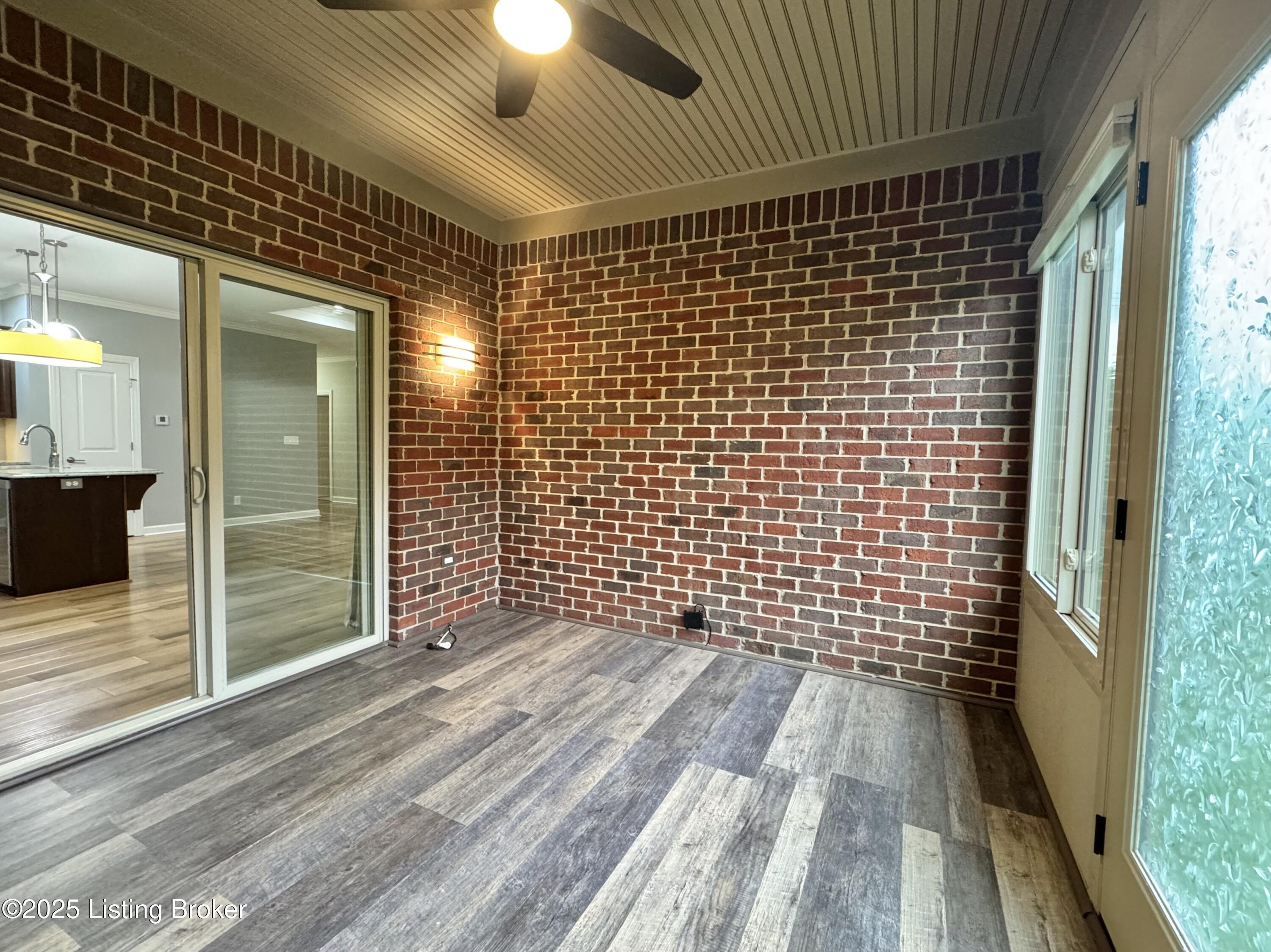 1903 Eagles Landing Dr Property Photo 28