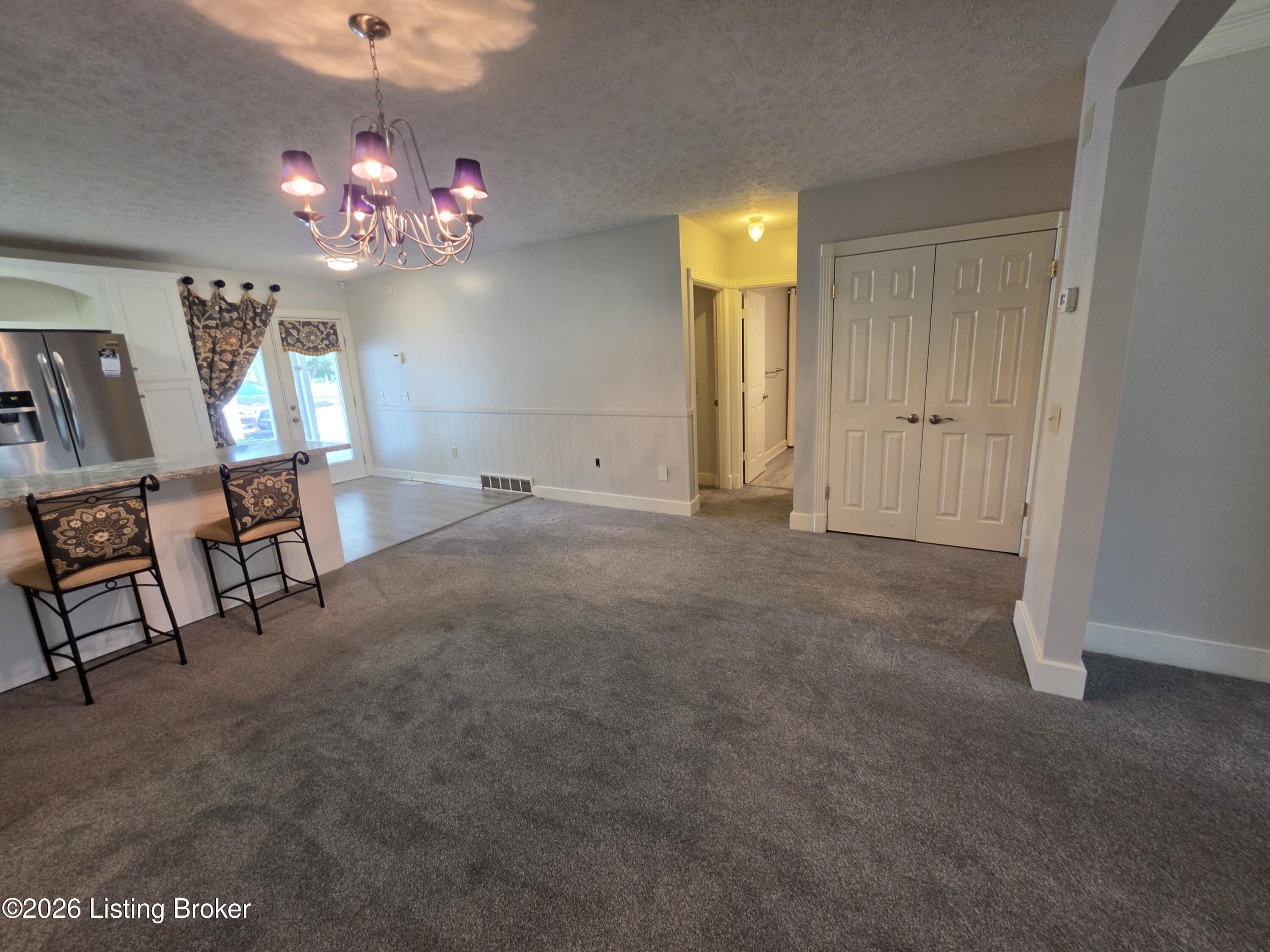 102 Regency Ct B-2 Property Photo 10