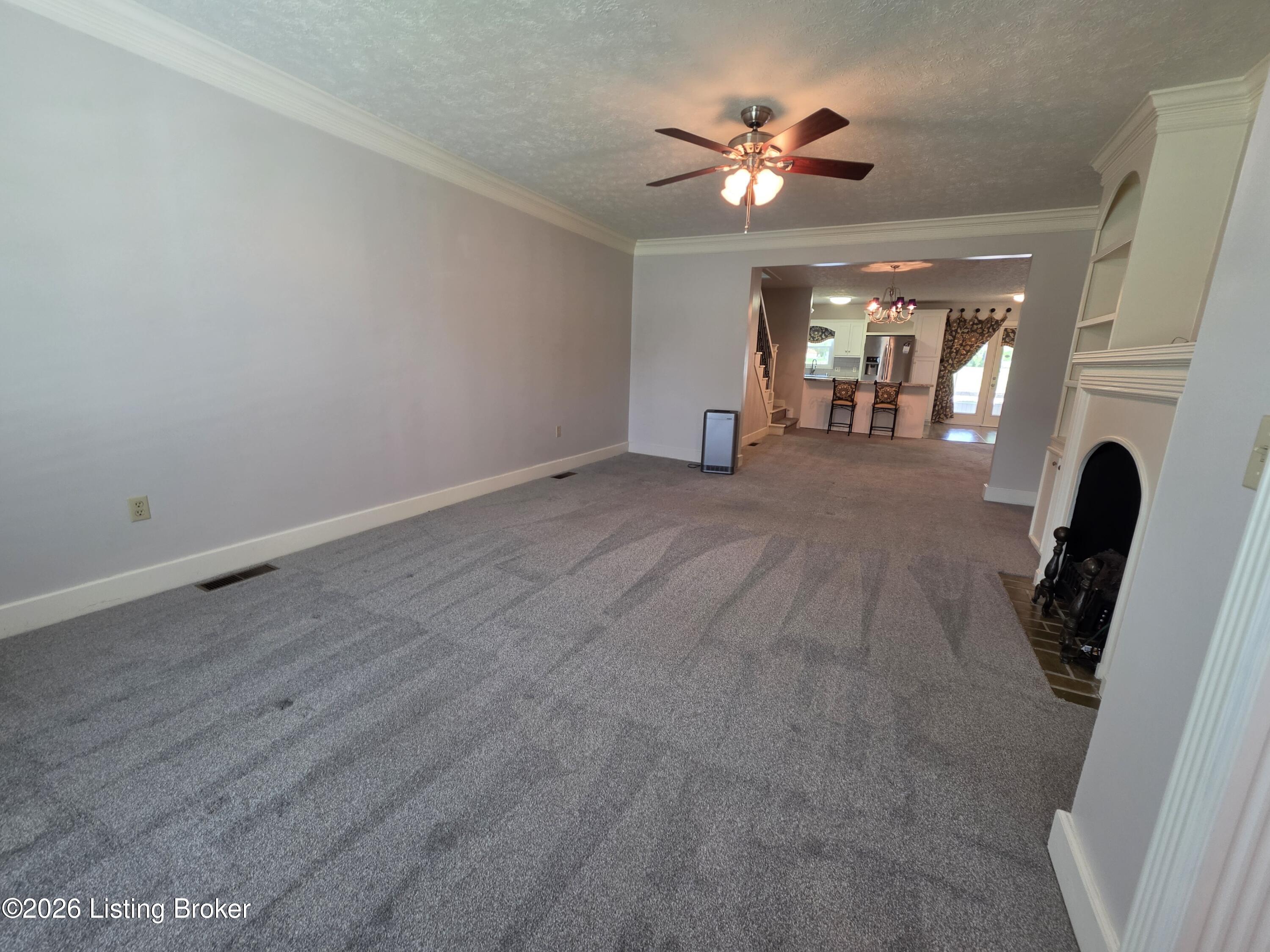 102 Regency Ct B-2 Property Photo 12